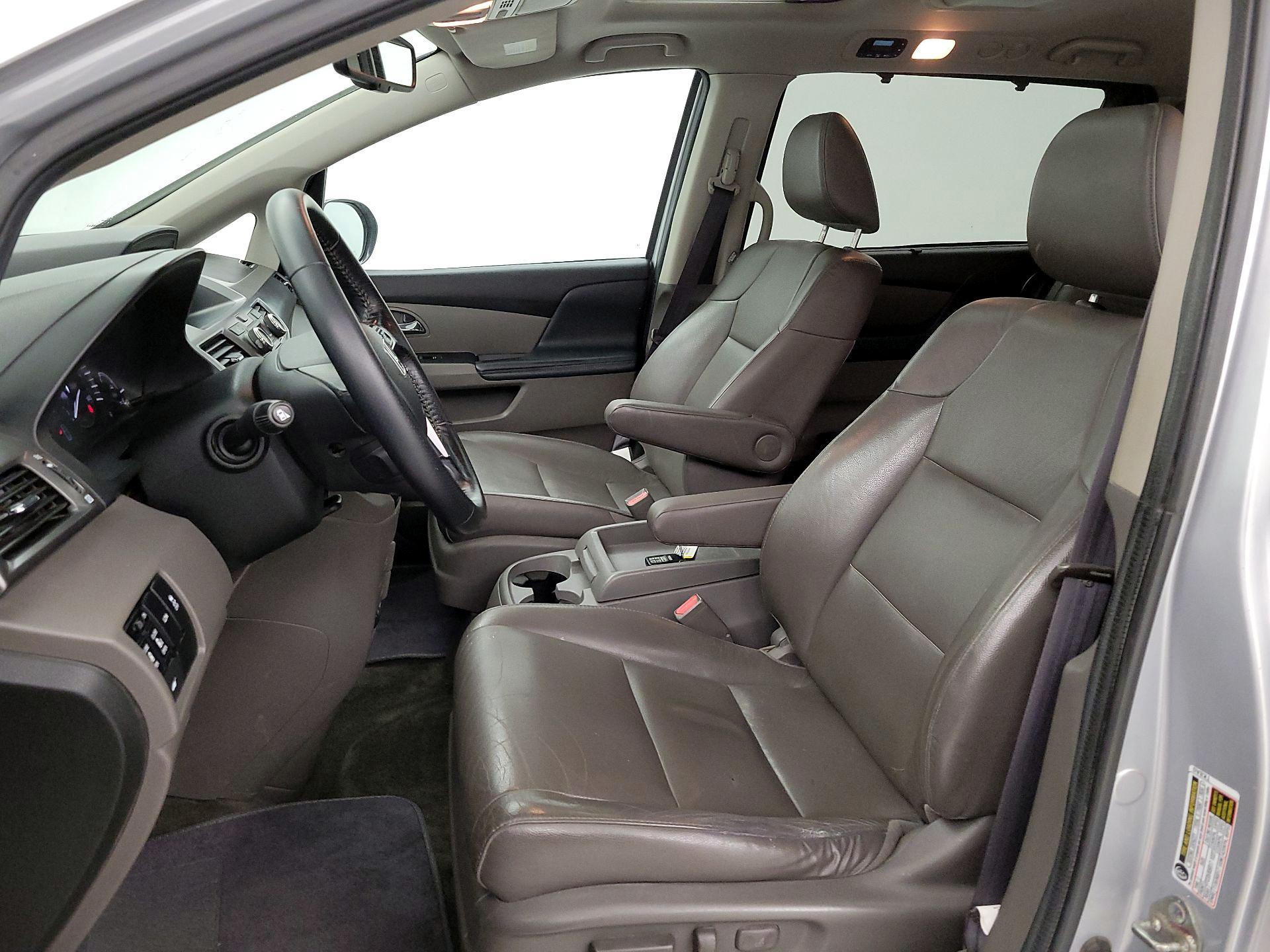 Thumbnail: 2014 Honda Odyssey - 11