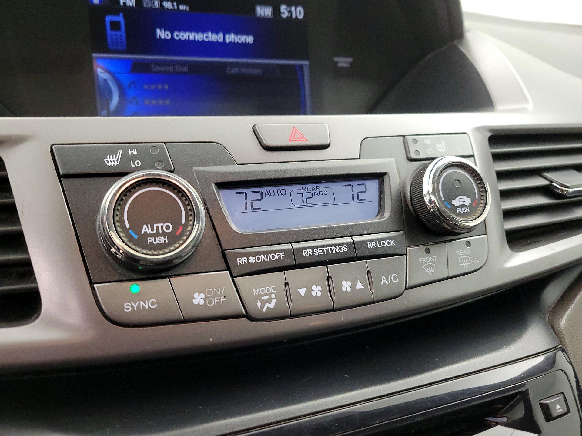 Thumbnail: 2014 Honda Odyssey - 16