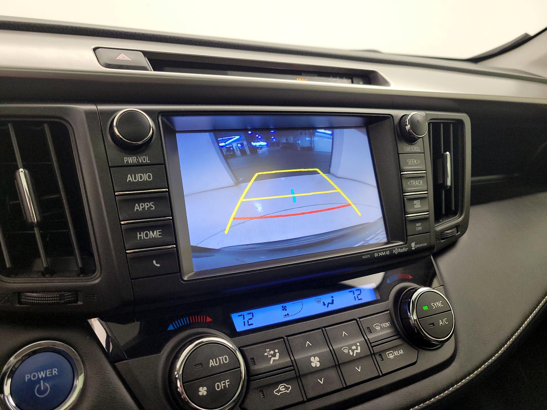 Thumbnail: 2018 Toyota RAV4 - 14