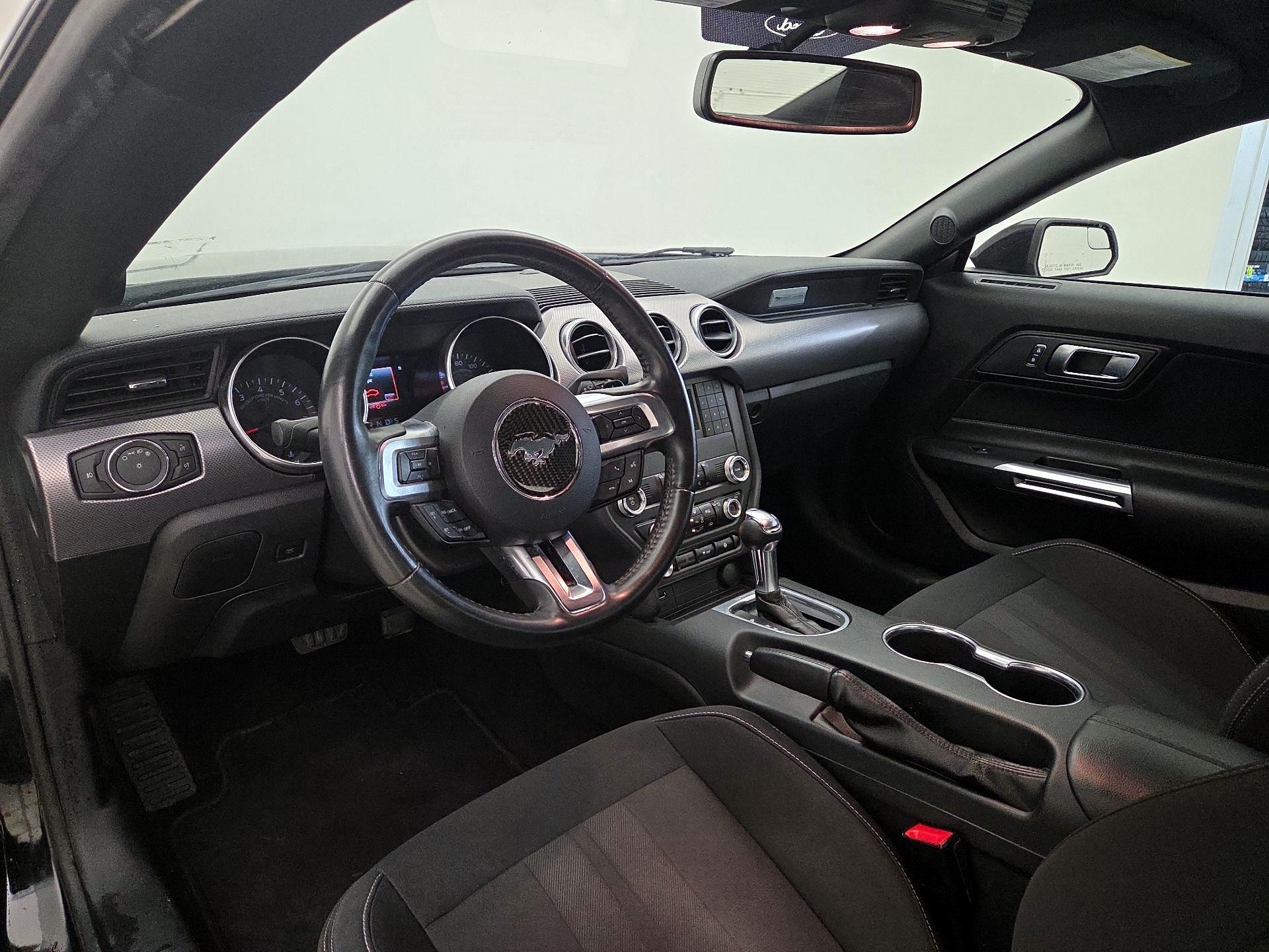 Thumbnail: 2019 Ford Mustang - 9