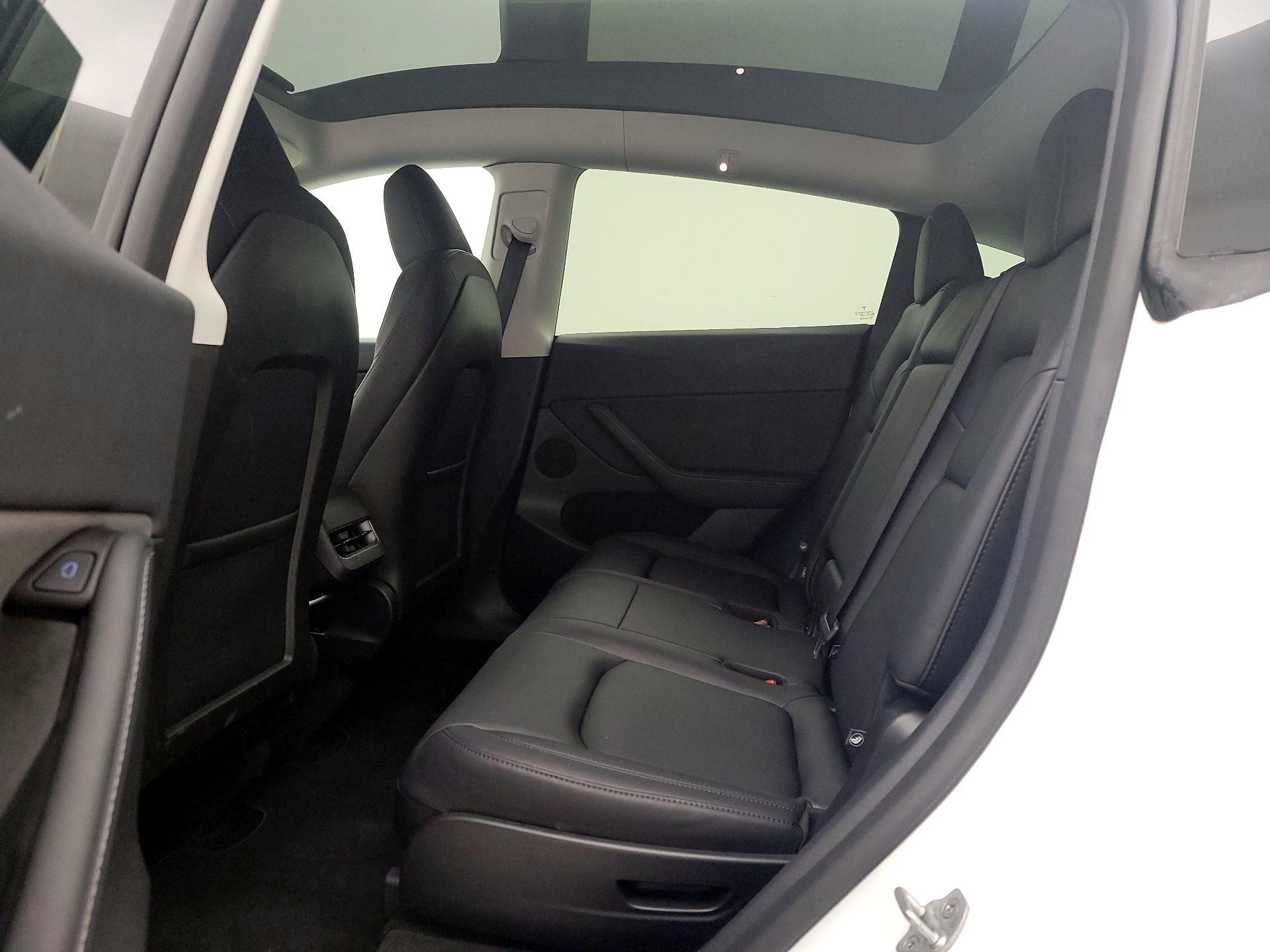 Thumbnail: 2025 Tesla Model Y - 20