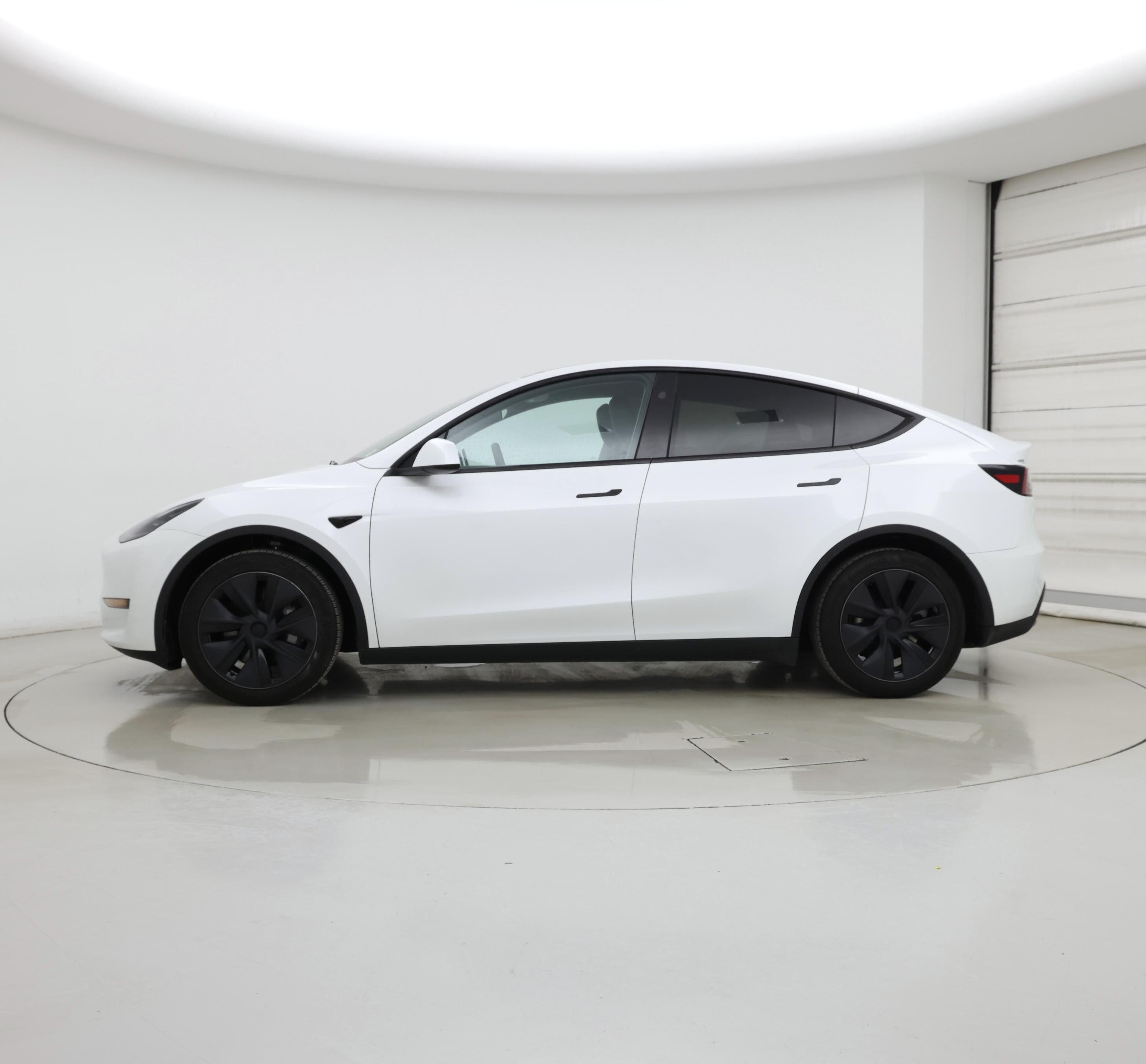 Thumbnail: 2025 Tesla Model Y - 3