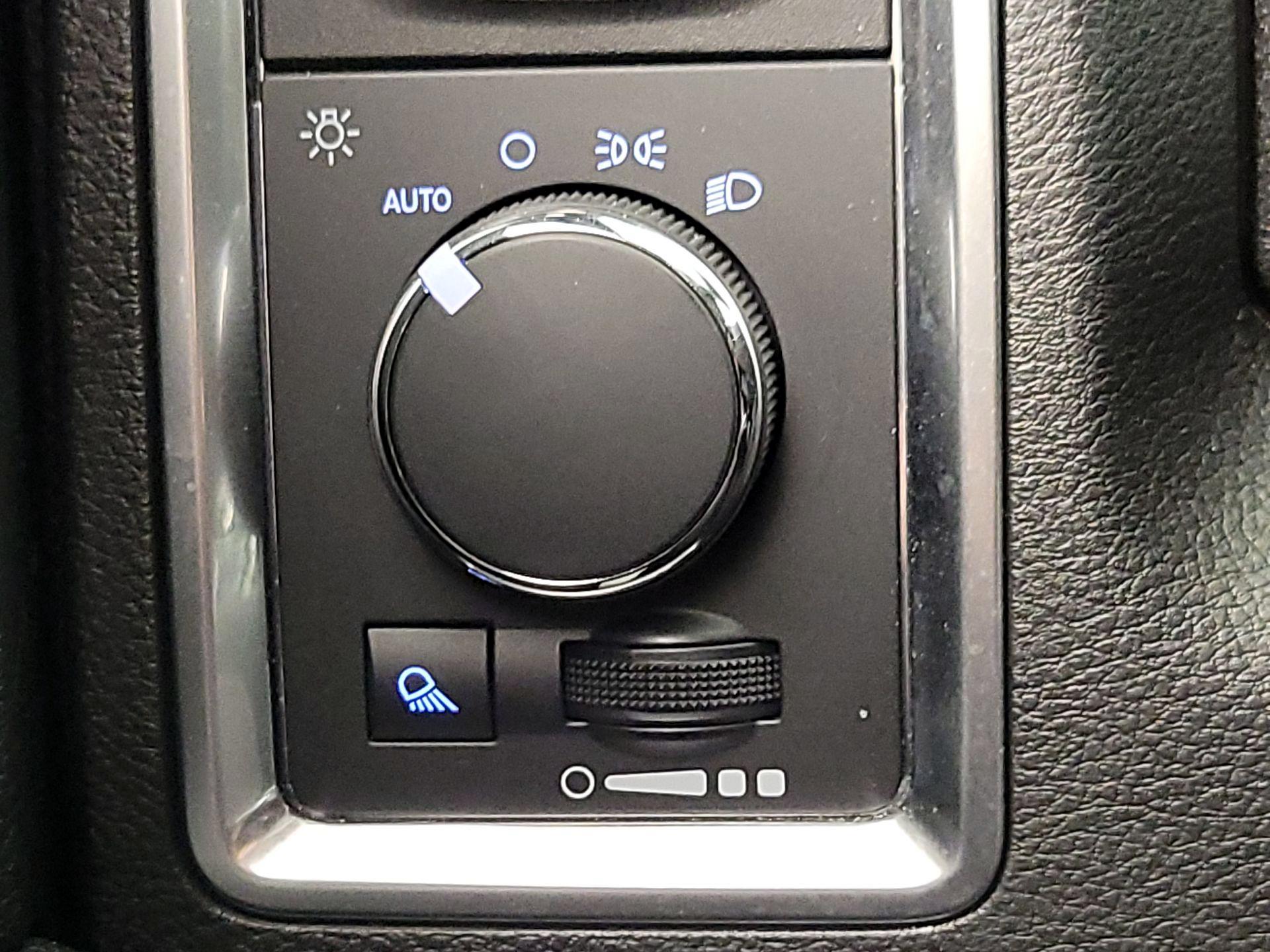 Thumbnail: 2022 RAM 1500 Classic - 13