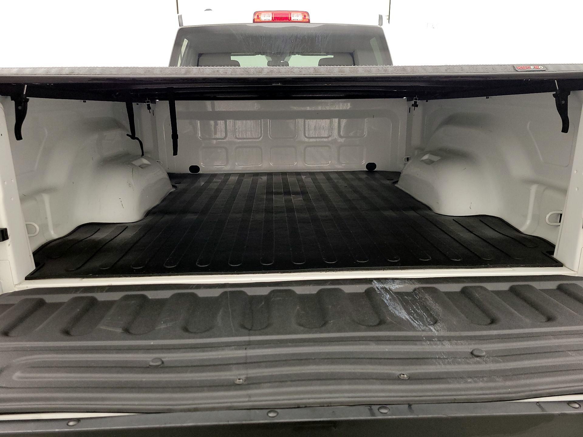 Thumbnail: 2022 RAM 1500 Classic - 20