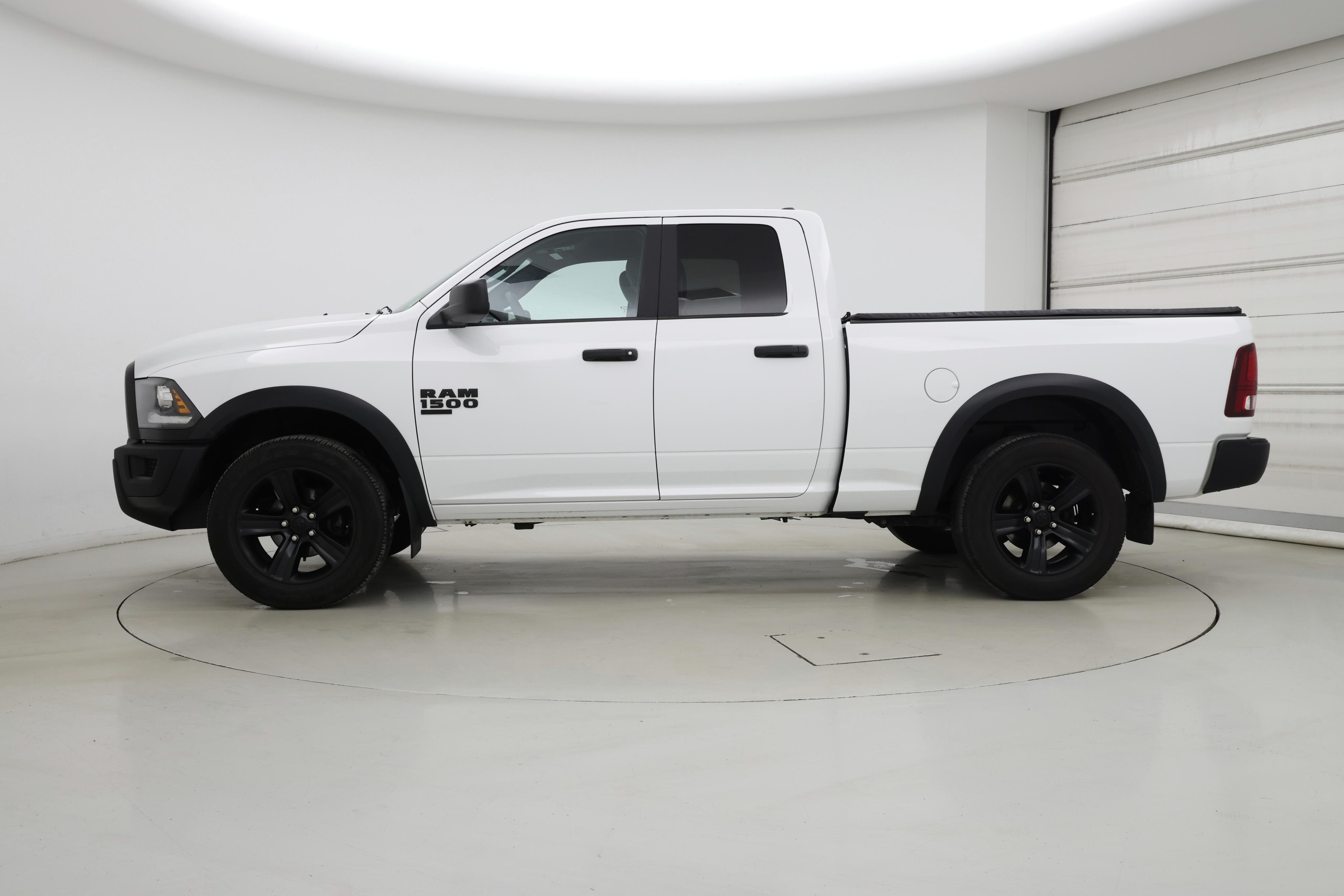 Thumbnail: 2022 RAM 1500 Classic - 3