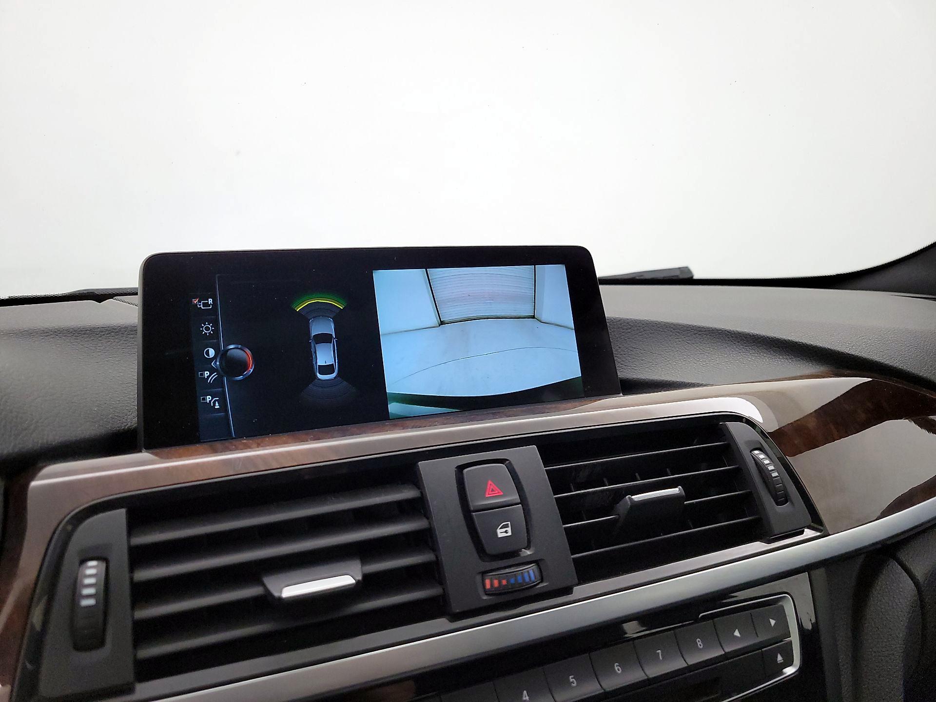 Thumbnail: 2017 BMW 4 Series - 15