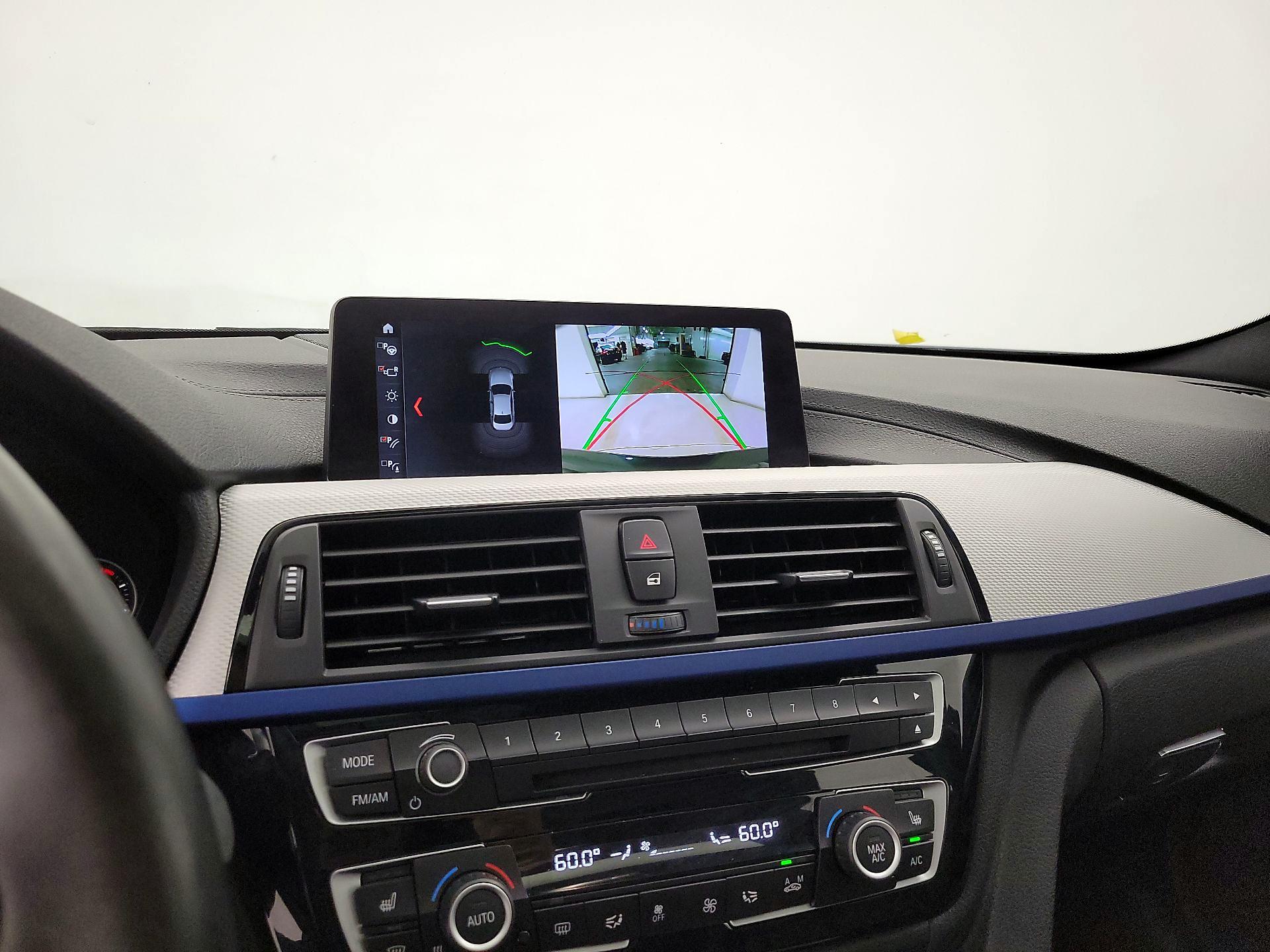 Thumbnail: 2018 BMW 3 Series - 15