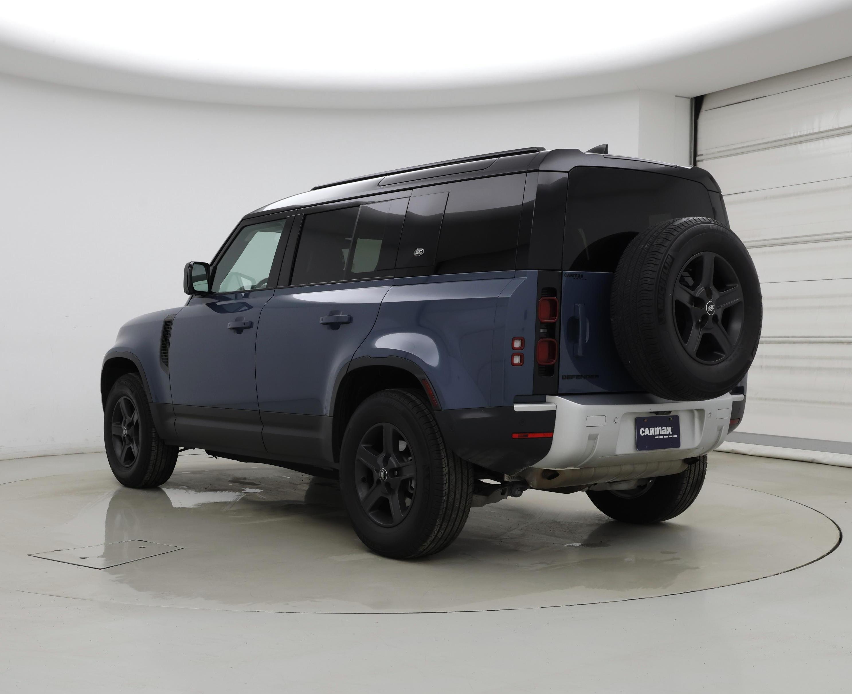 Thumbnail: 2022 Land Rover Defender - 2