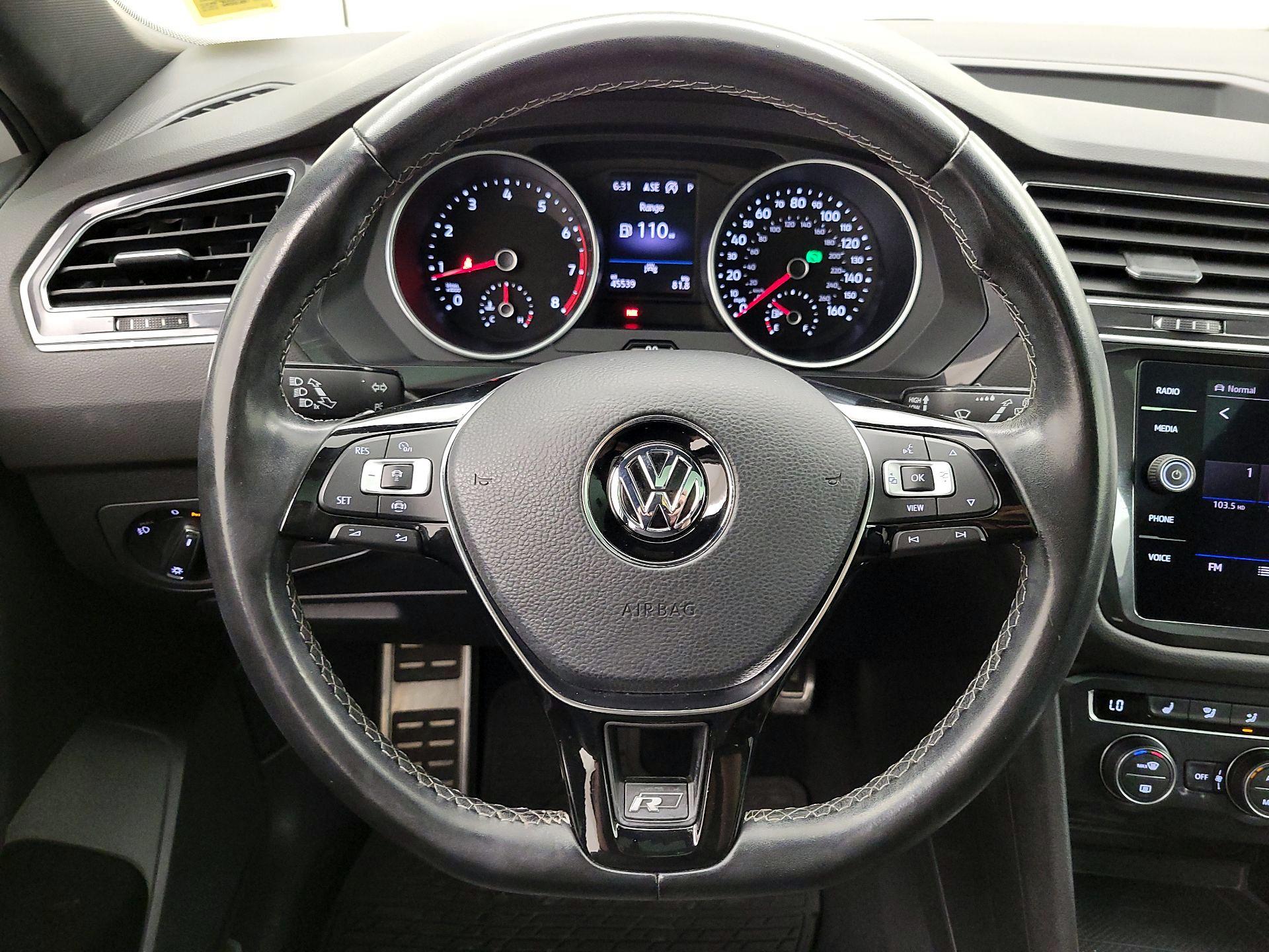 Thumbnail: 2021 Volkswagen Tiguan - 10