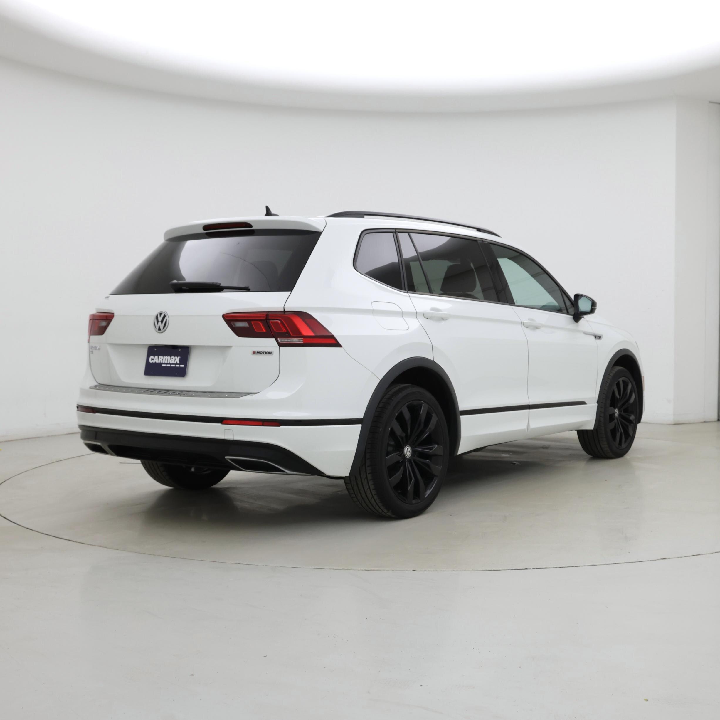 Thumbnail: 2021 Volkswagen Tiguan - 8