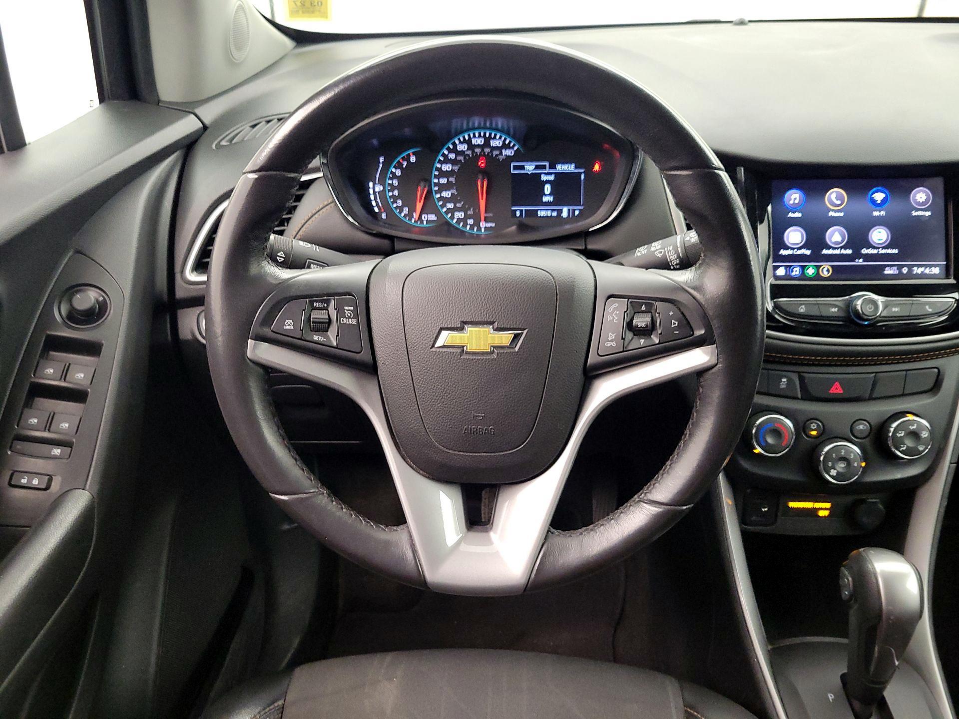 Thumbnail: 2022 Chevrolet Trax - 10