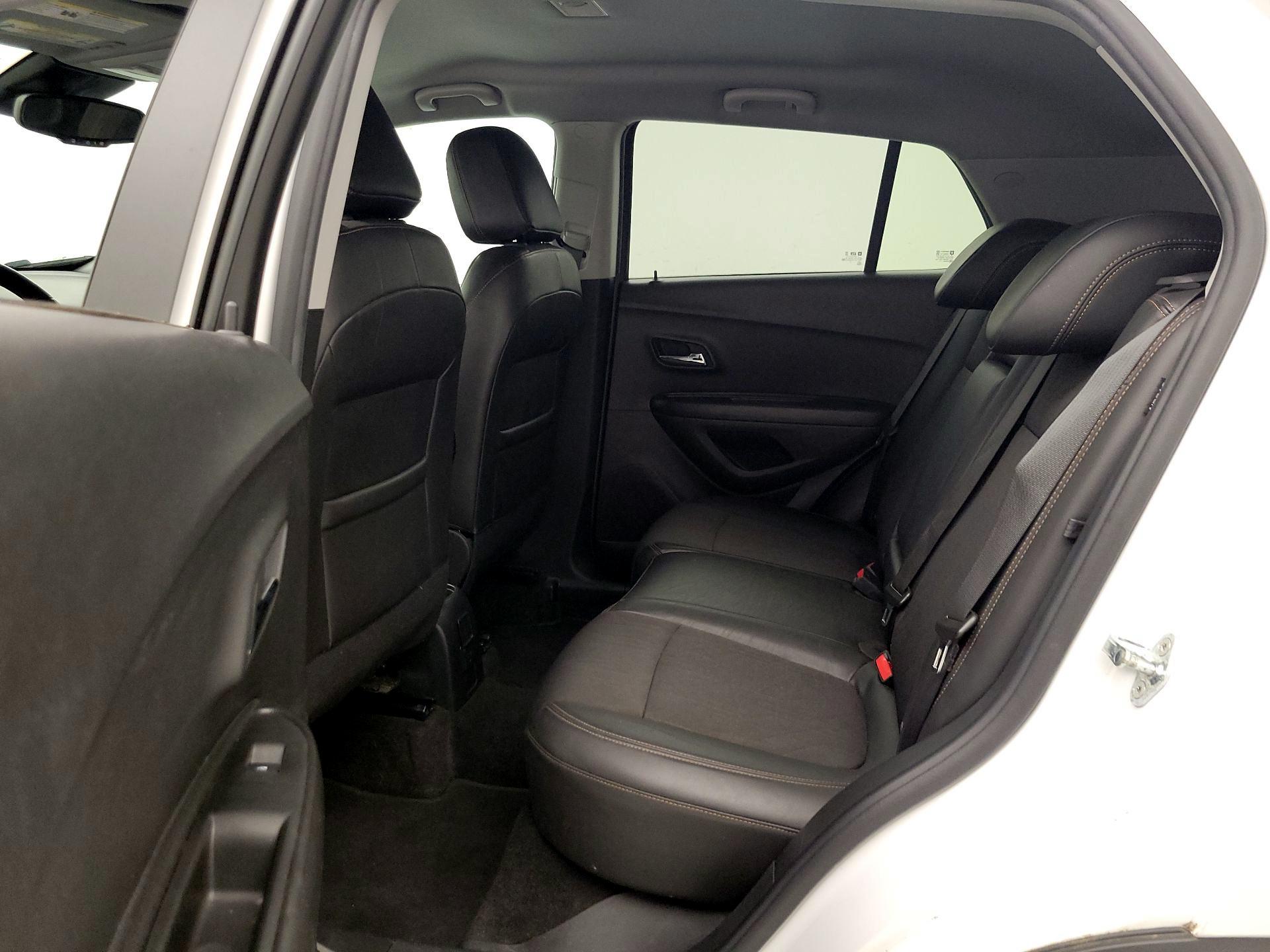 Thumbnail: 2022 Chevrolet Trax - 19