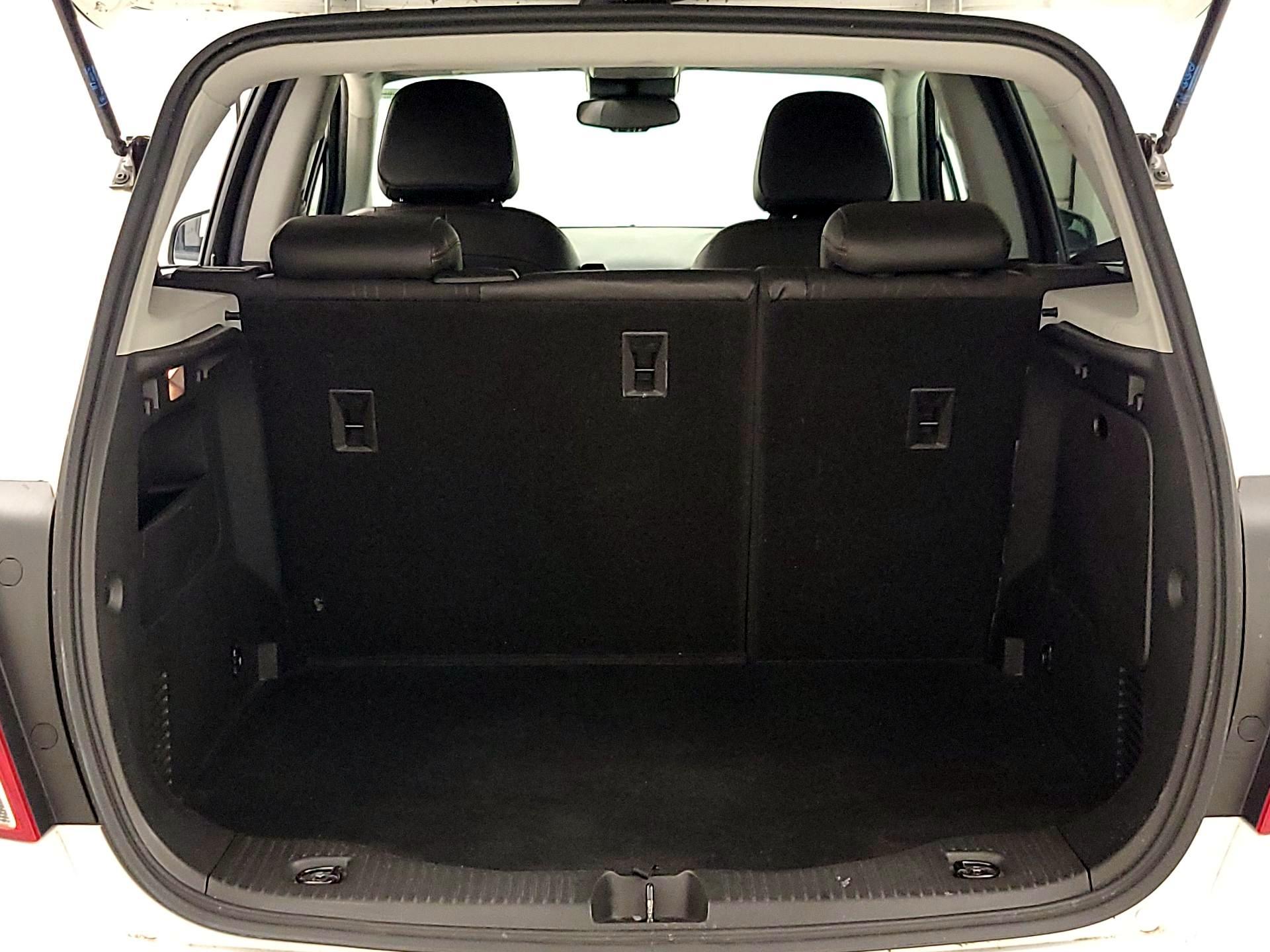 Thumbnail: 2022 Chevrolet Trax - 20