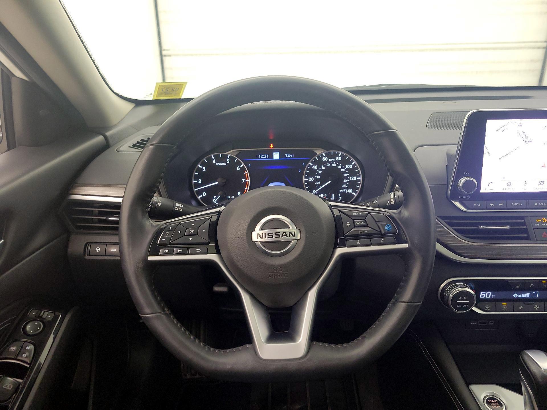 Thumbnail: 2021 Nissan Altima - 10