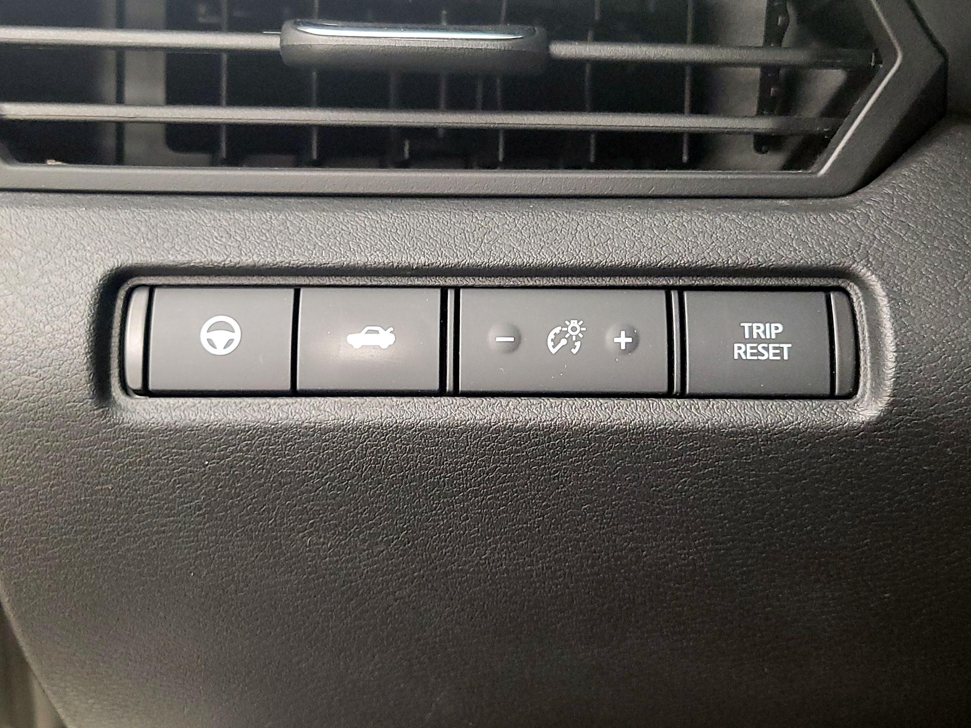 Thumbnail: 2021 Nissan Altima - 13