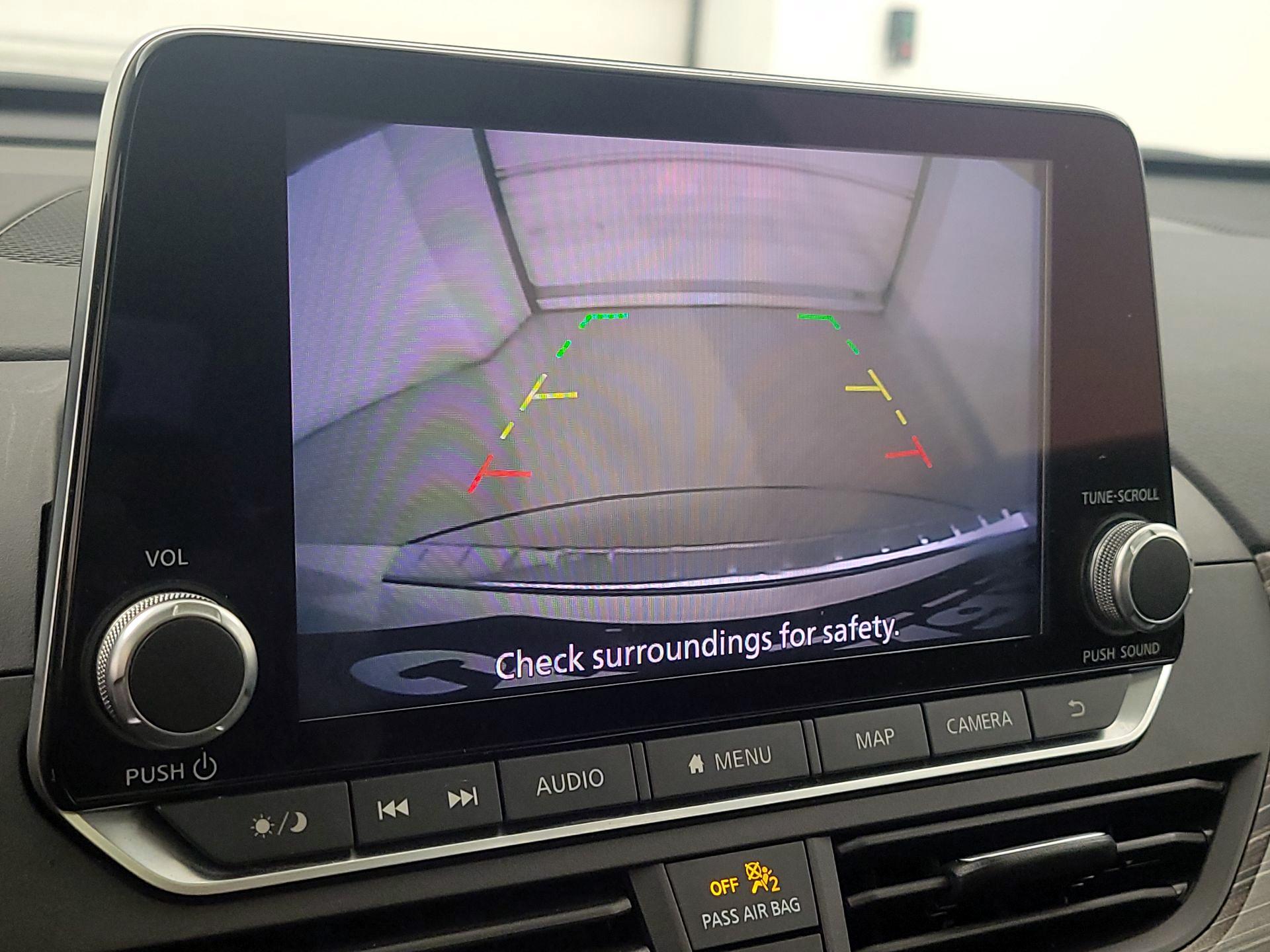 Thumbnail: 2021 Nissan Altima - 15