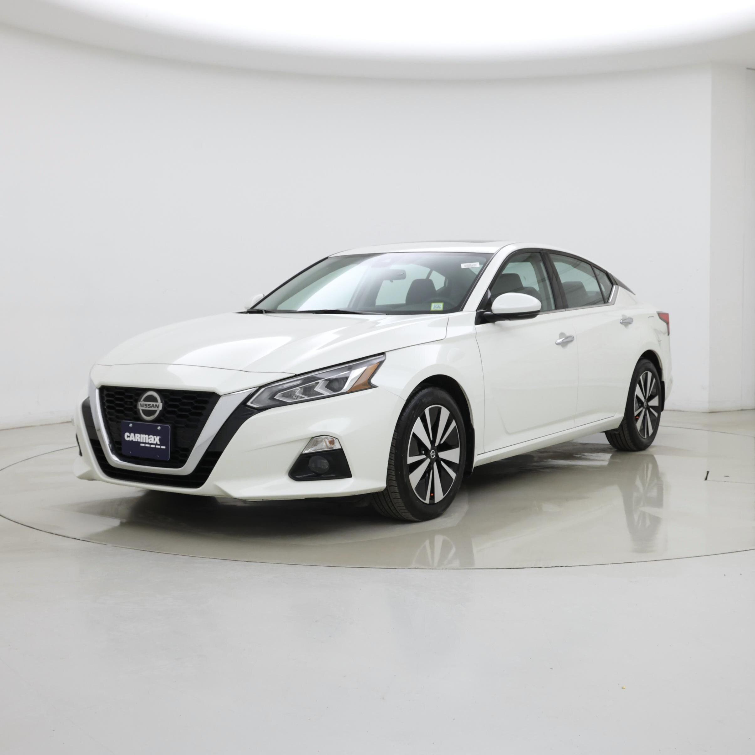 Thumbnail: 2021 Nissan Altima - 4