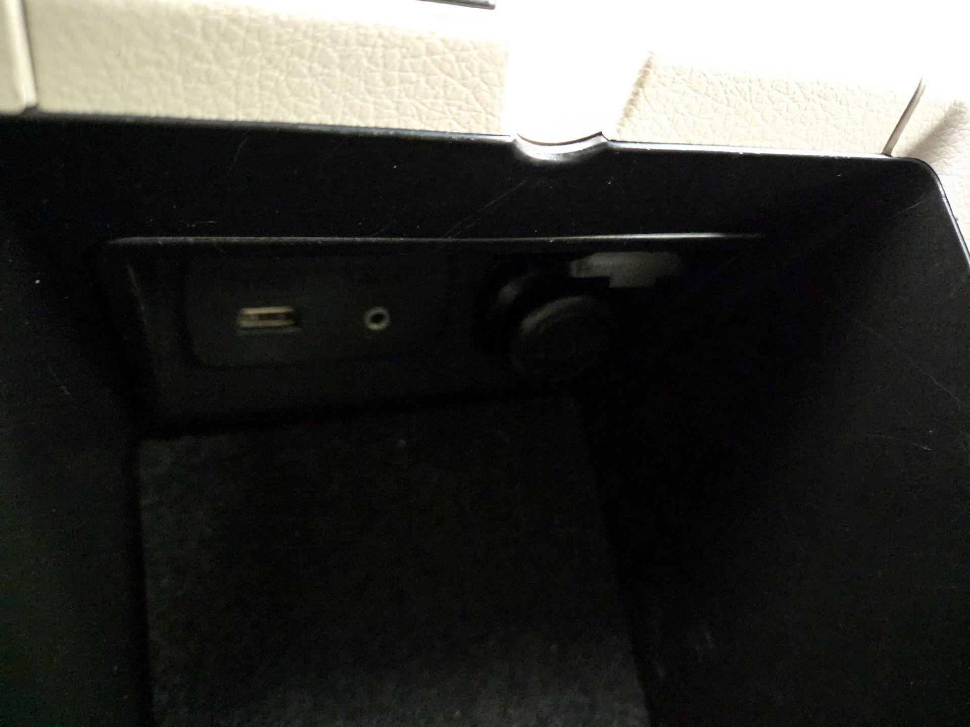 Thumbnail: 2014 Subaru Outback - 18