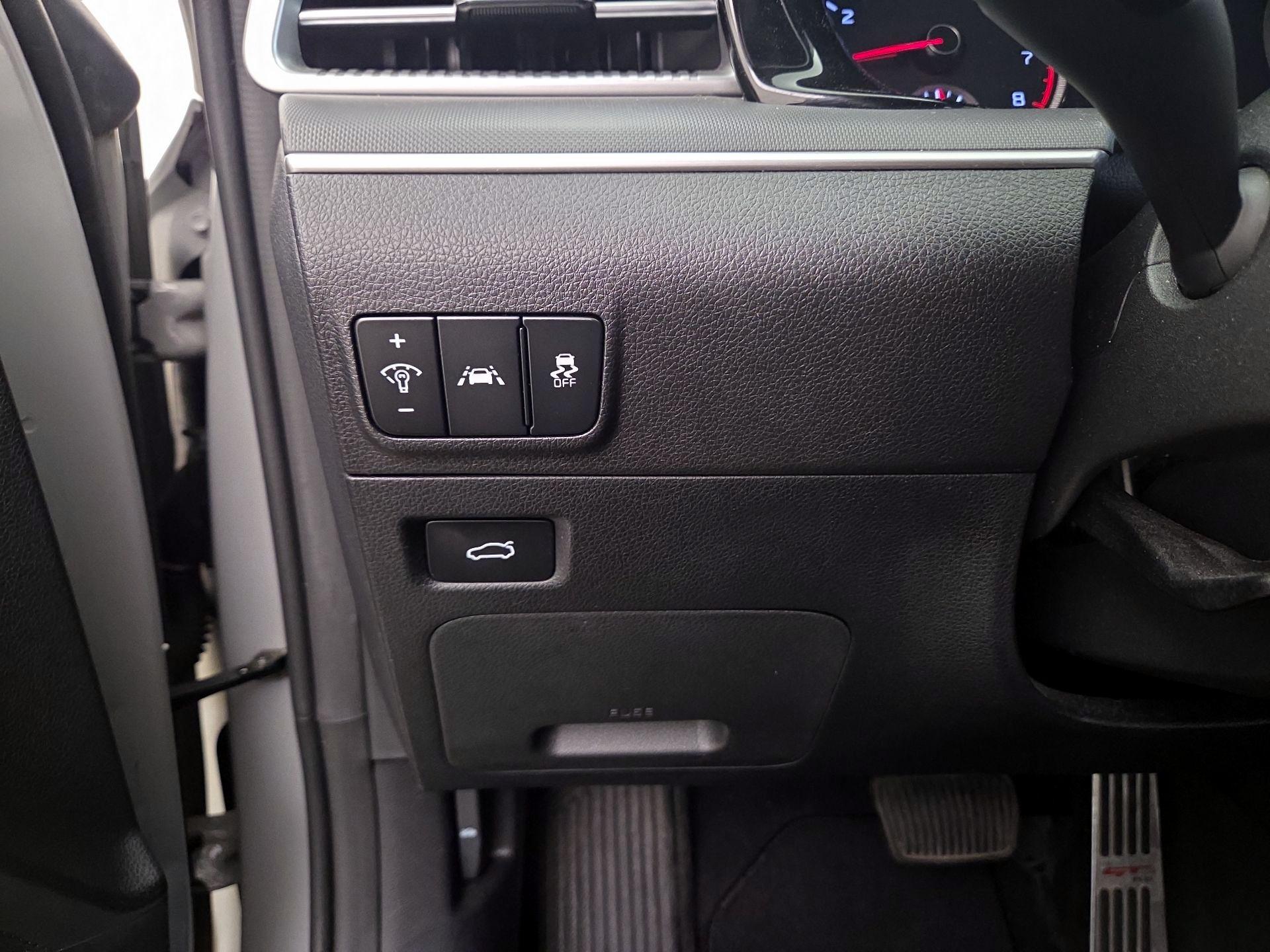 Thumbnail: 2021 Kia K5 - 13