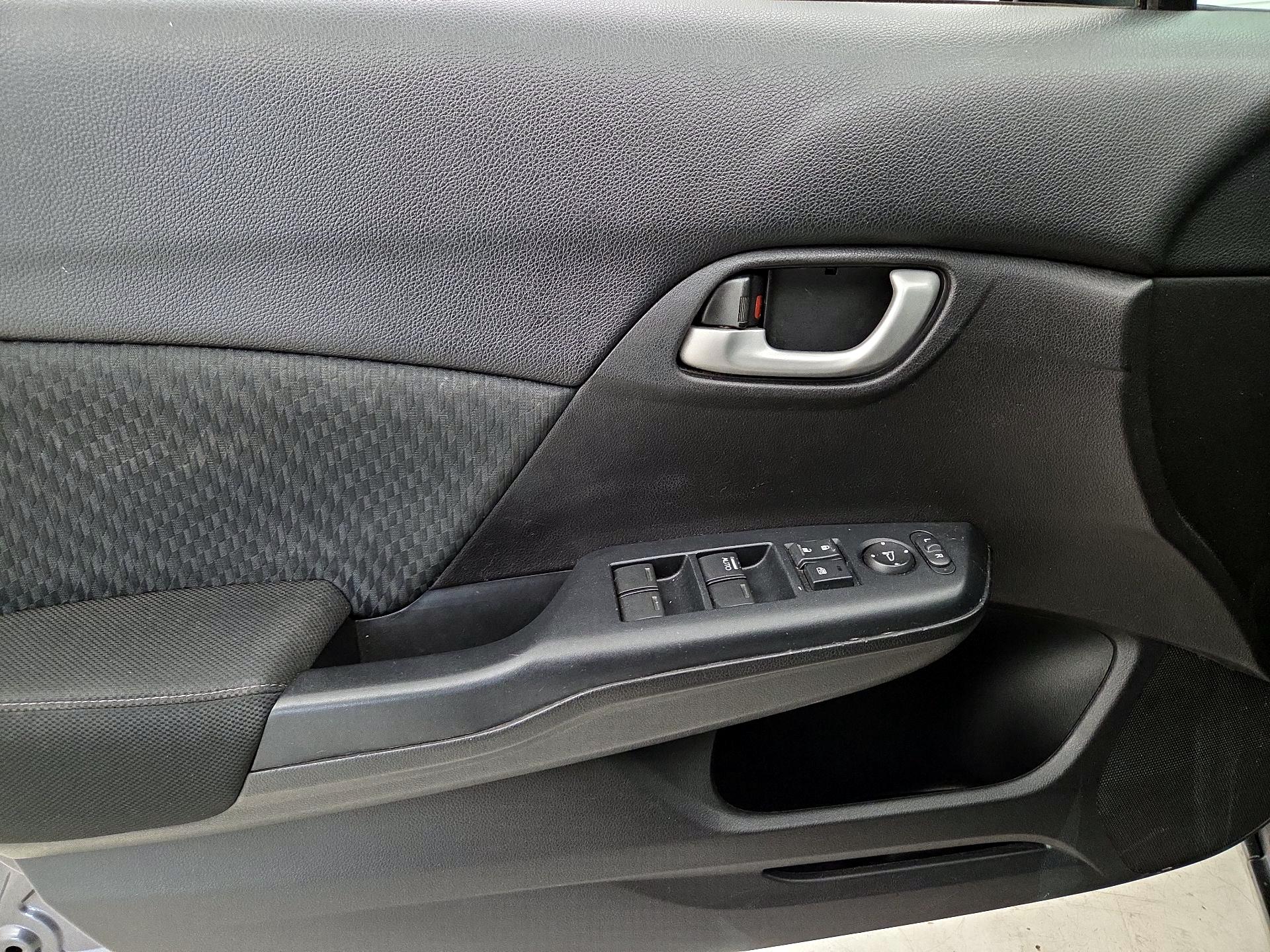 Thumbnail: 2014 Honda Civic - 12