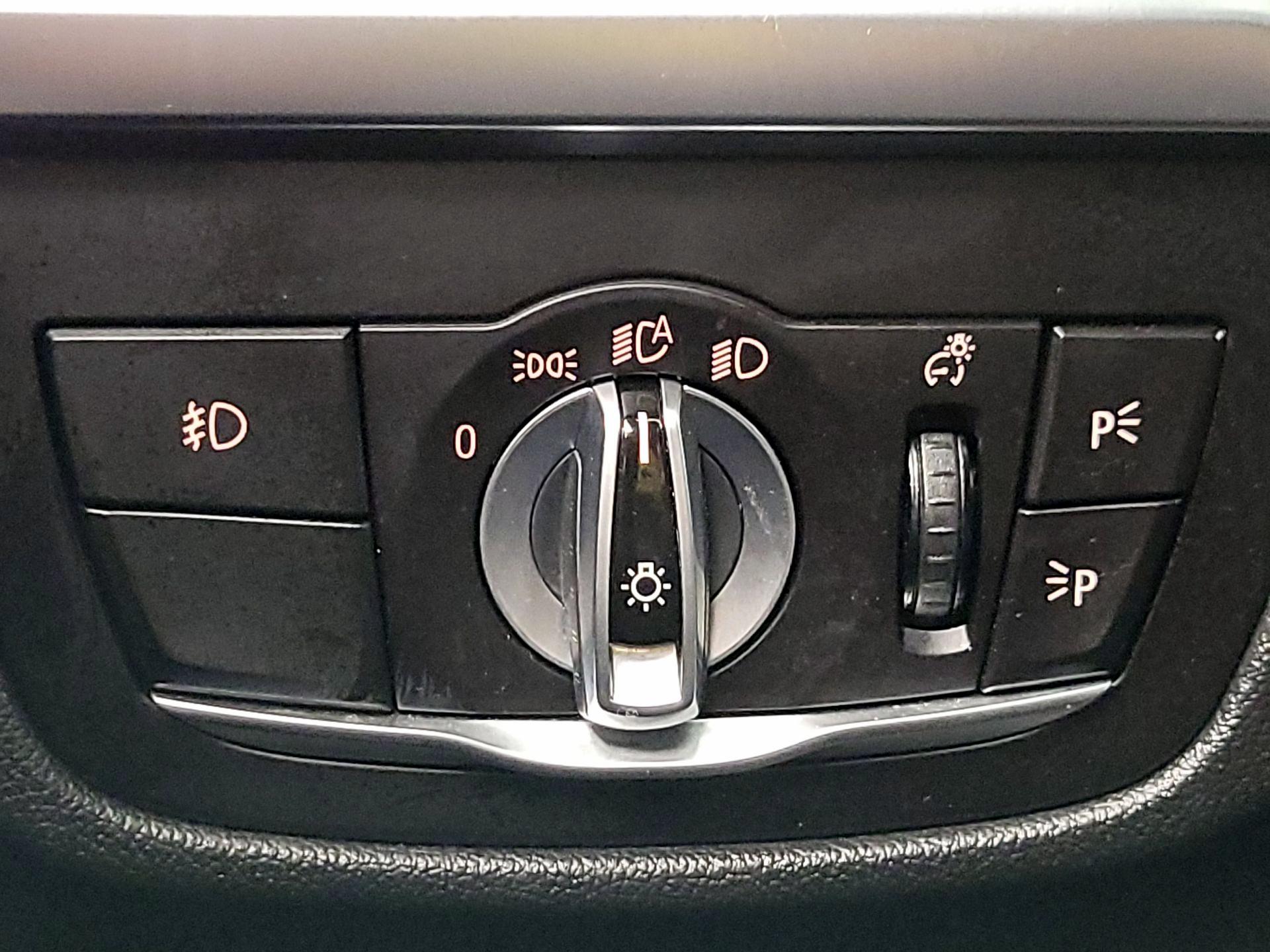 Thumbnail: 2020 BMW X4 - 13