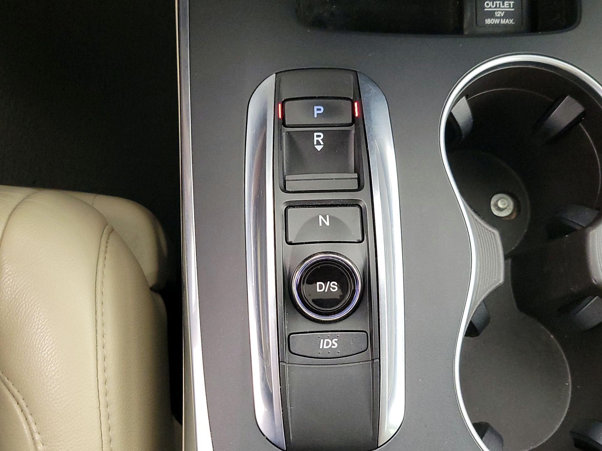 Thumbnail: 2016 Acura MDX - 18