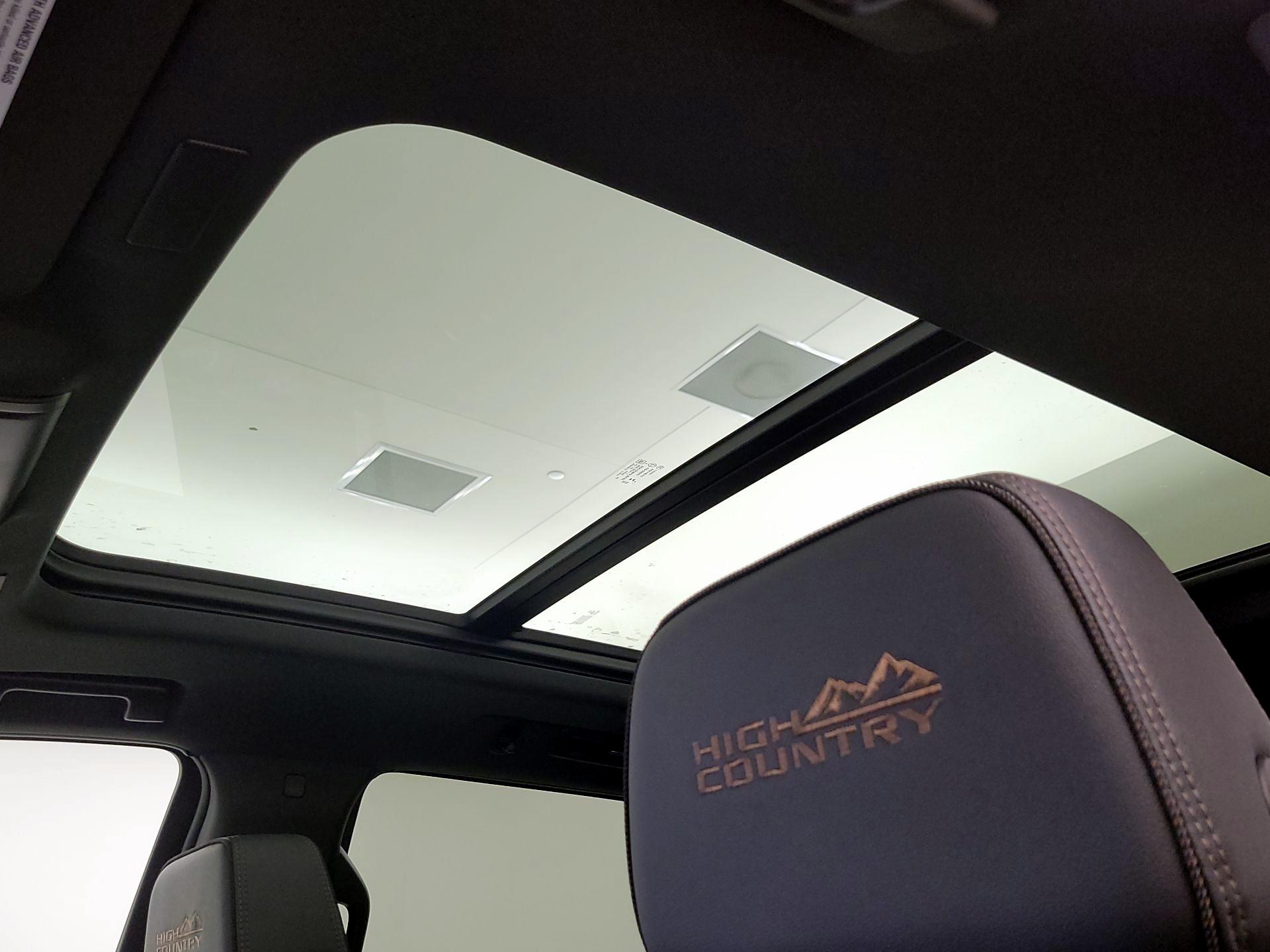 Thumbnail: 2025 Chevrolet Tahoe - 20