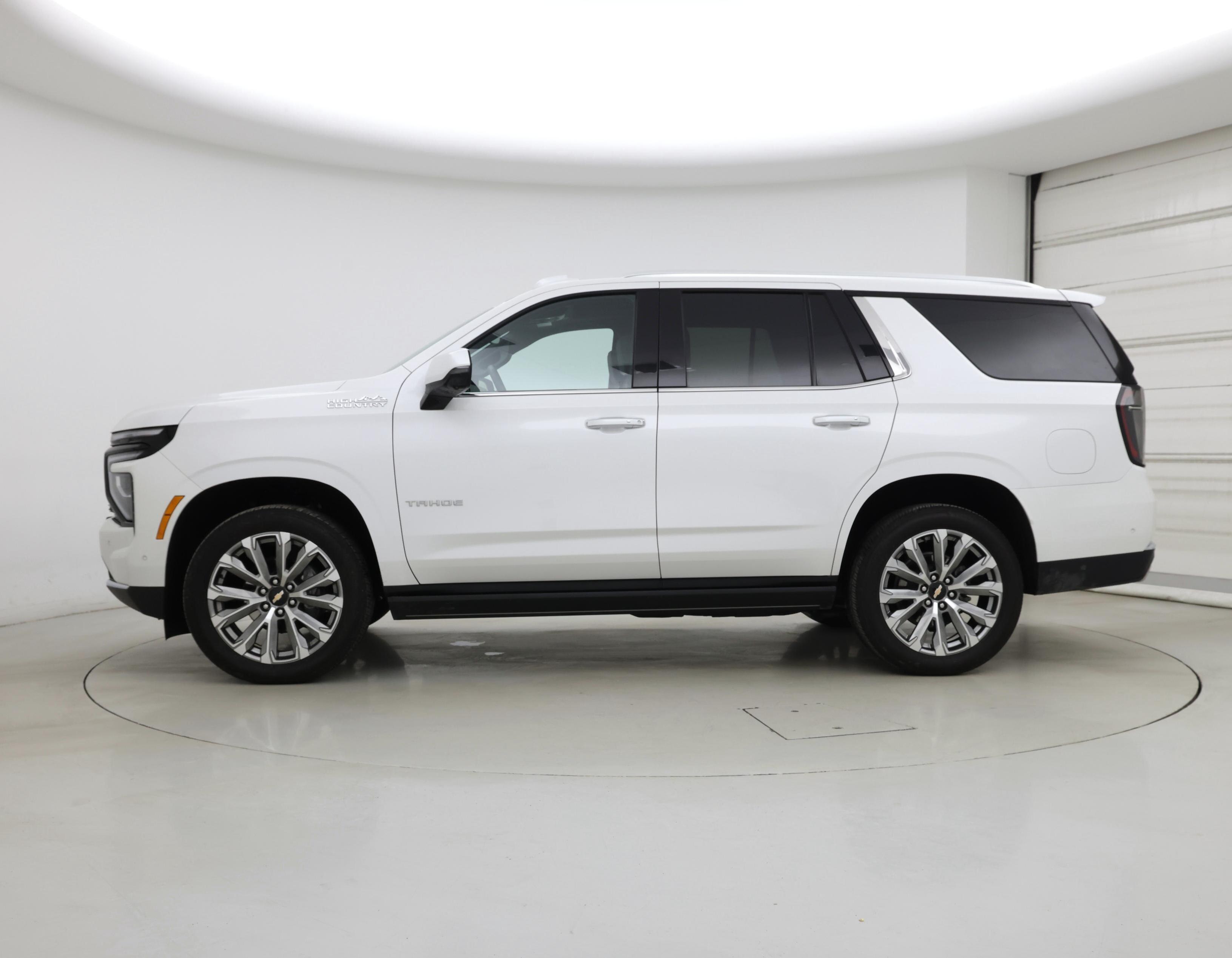 Thumbnail: 2025 Chevrolet Tahoe - 3