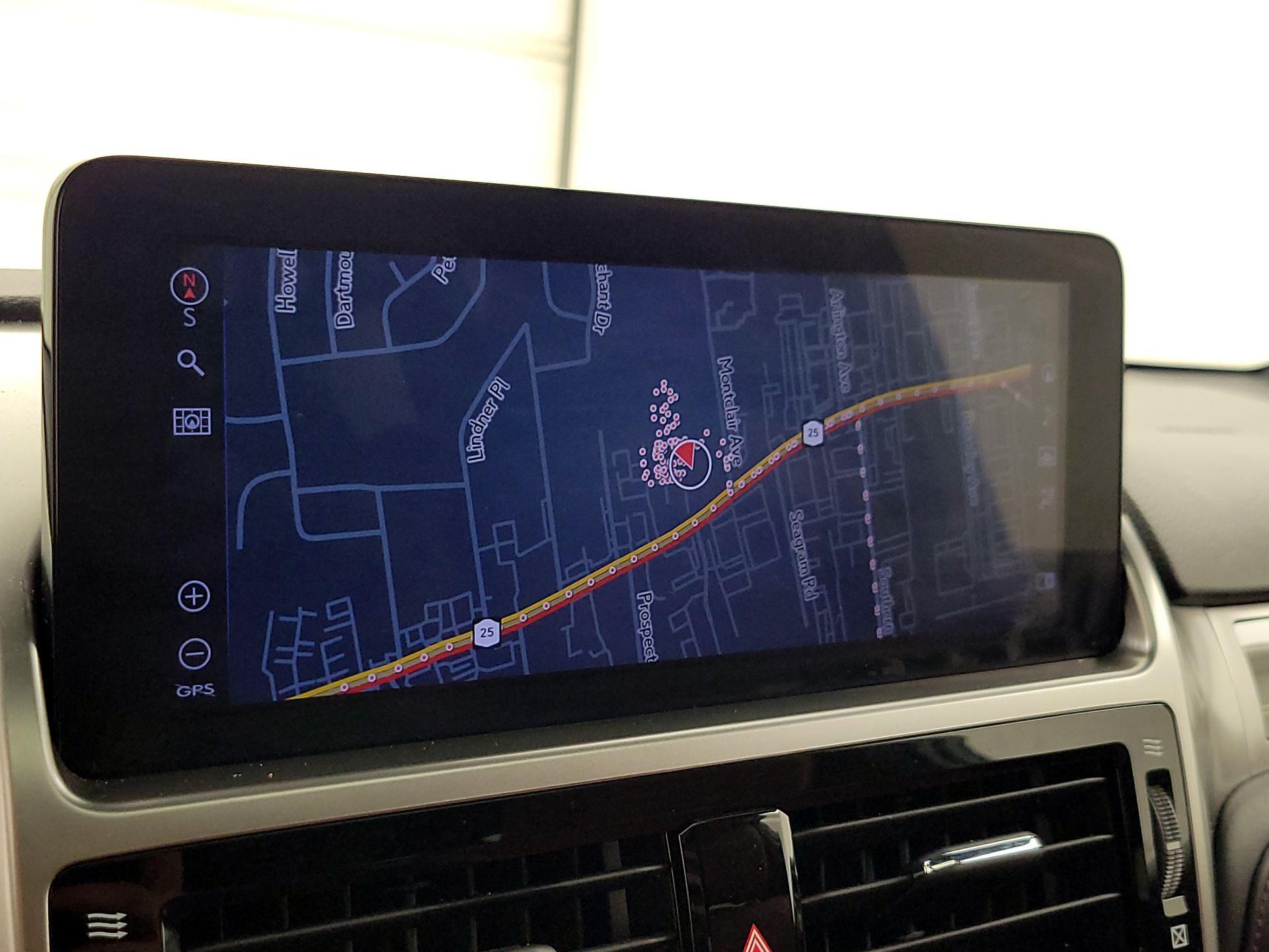 Thumbnail: 2022 Lexus GX - 14