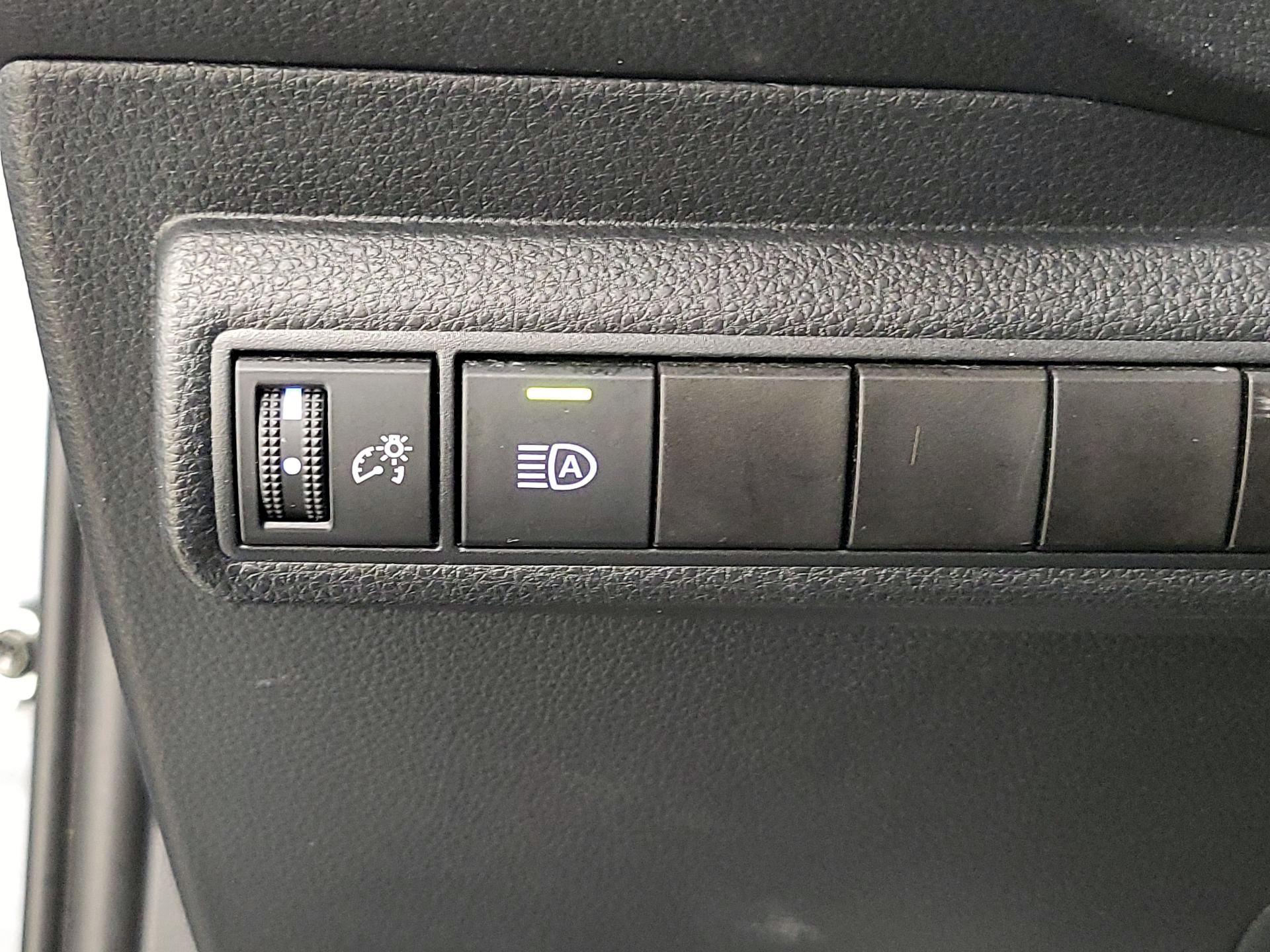 Thumbnail: 2022 Toyota Corolla - 13