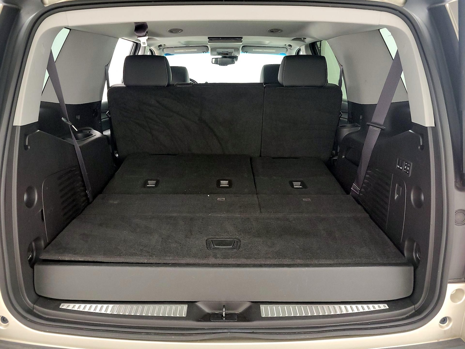 2015 Chevrolet Tahoe LT - Photo 25