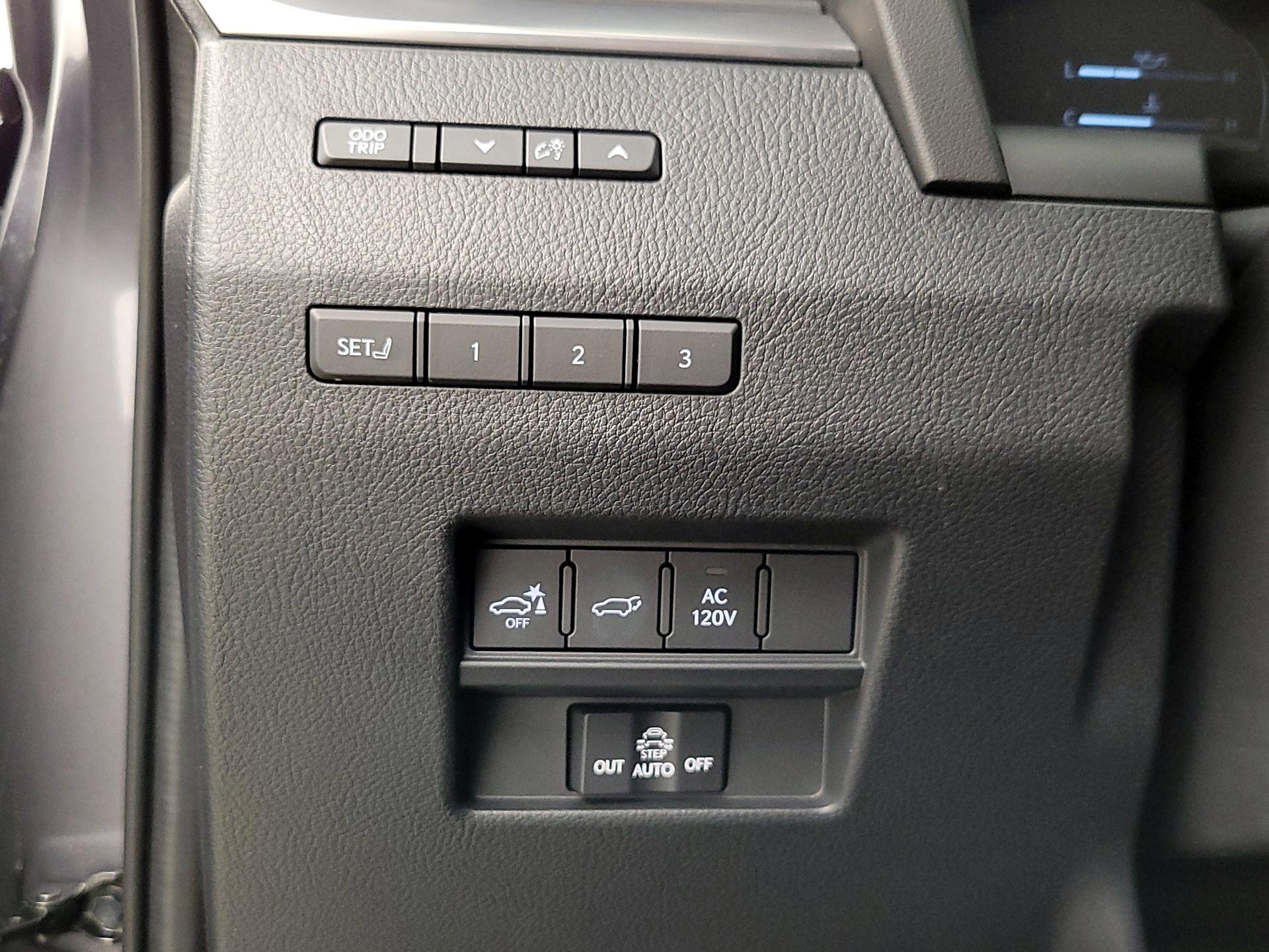 Thumbnail: 2025 Lexus GX - 13