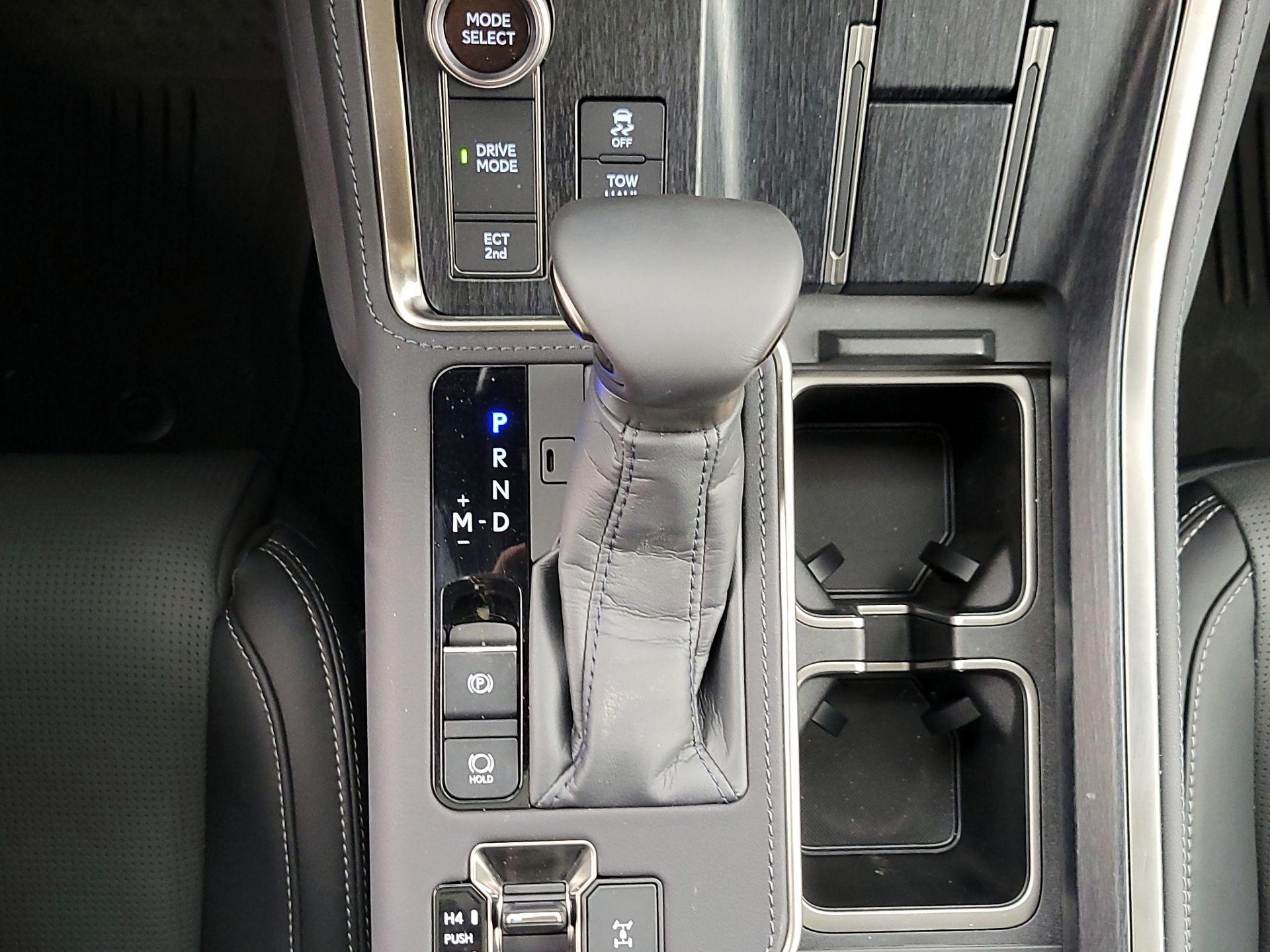 Thumbnail: 2025 Lexus GX - 17