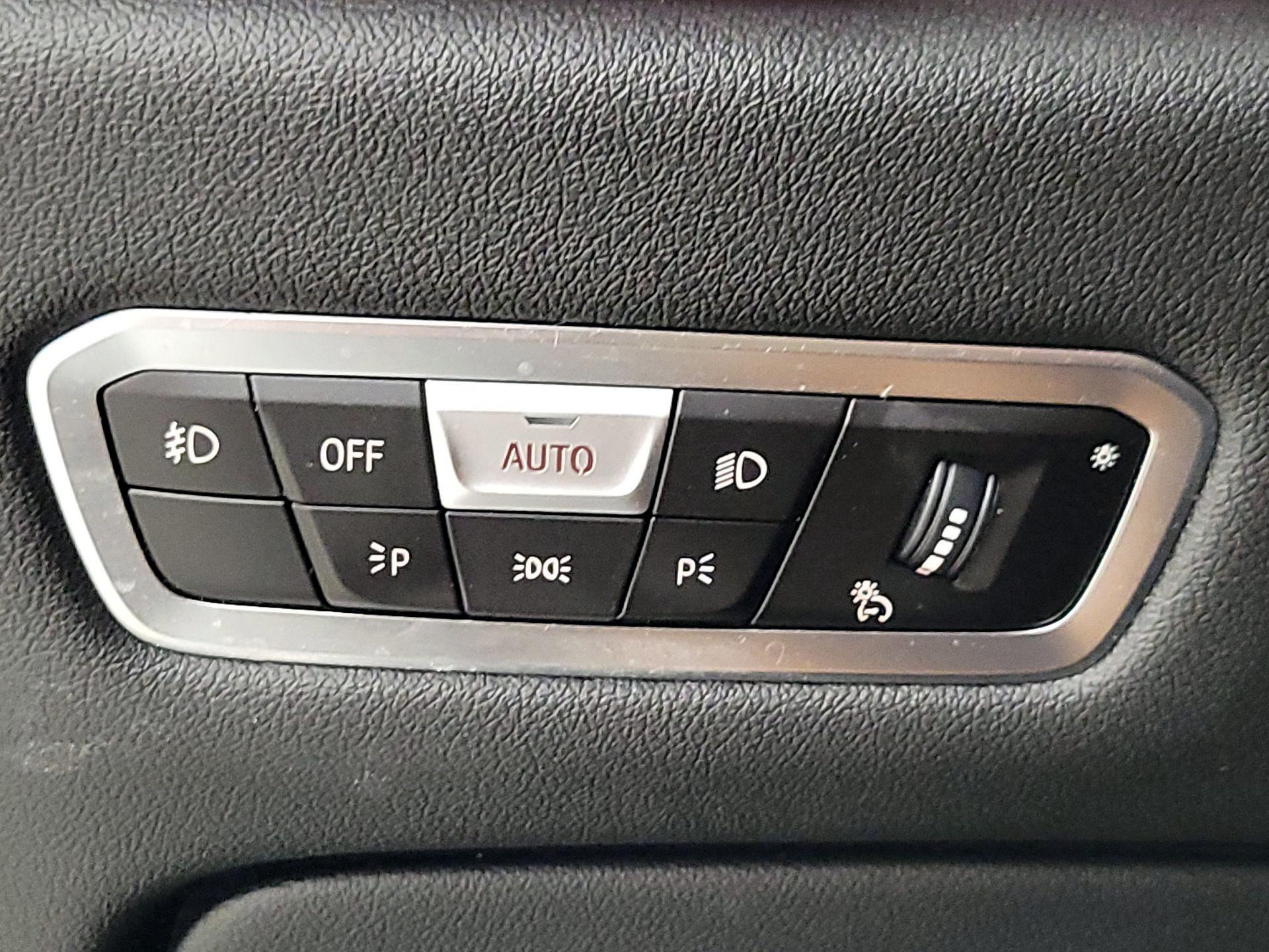 Thumbnail: 2020 BMW X5 - 13