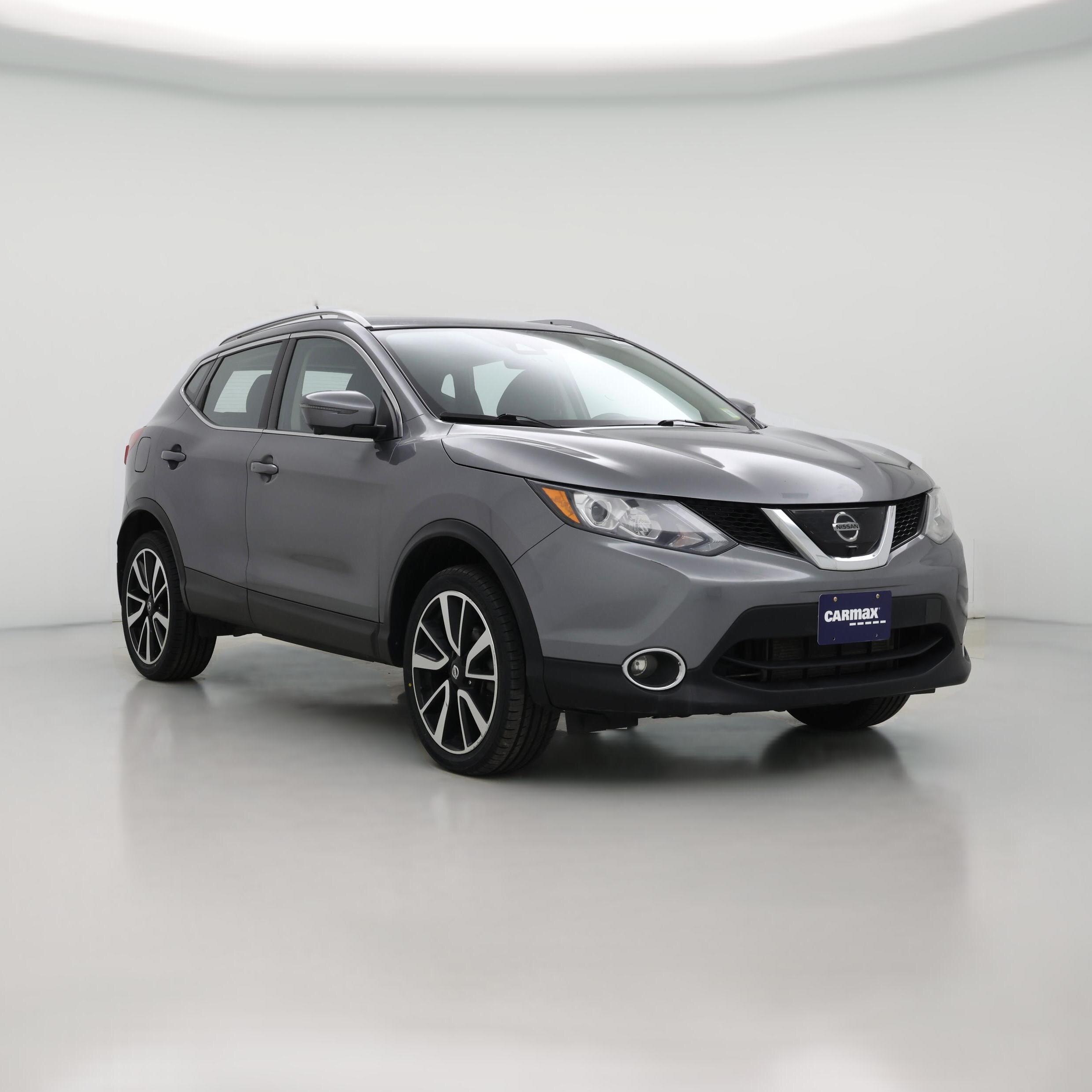 Thumbnail: 2017 Nissan Rogue Sport - 1