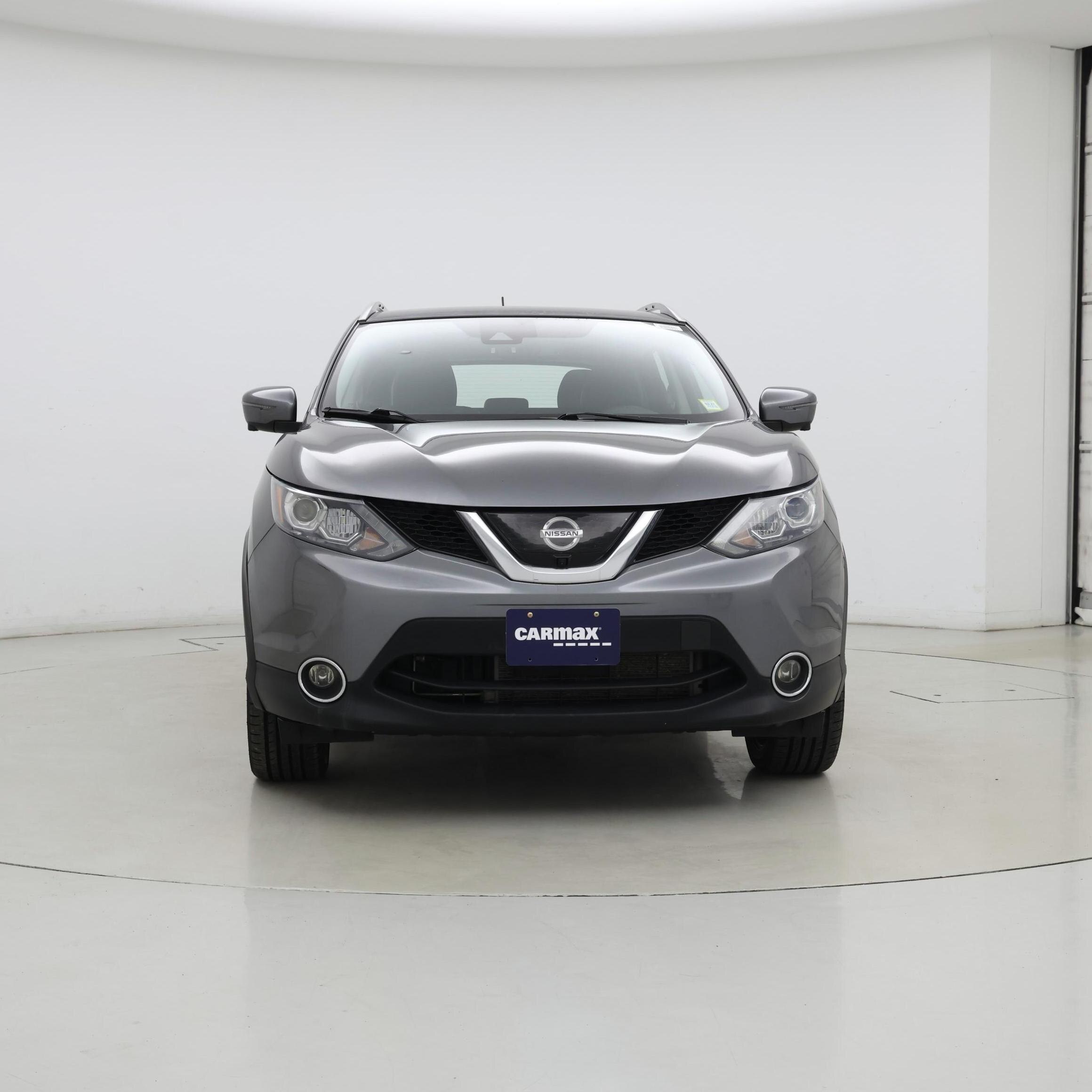 Thumbnail: 2017 Nissan Rogue Sport - 5