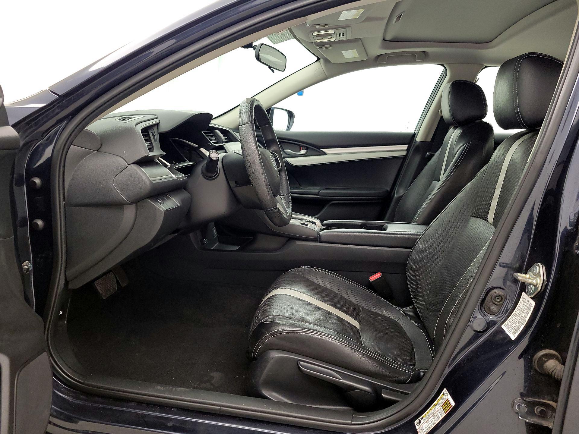 Thumbnail: 2016 Honda Civic - 11