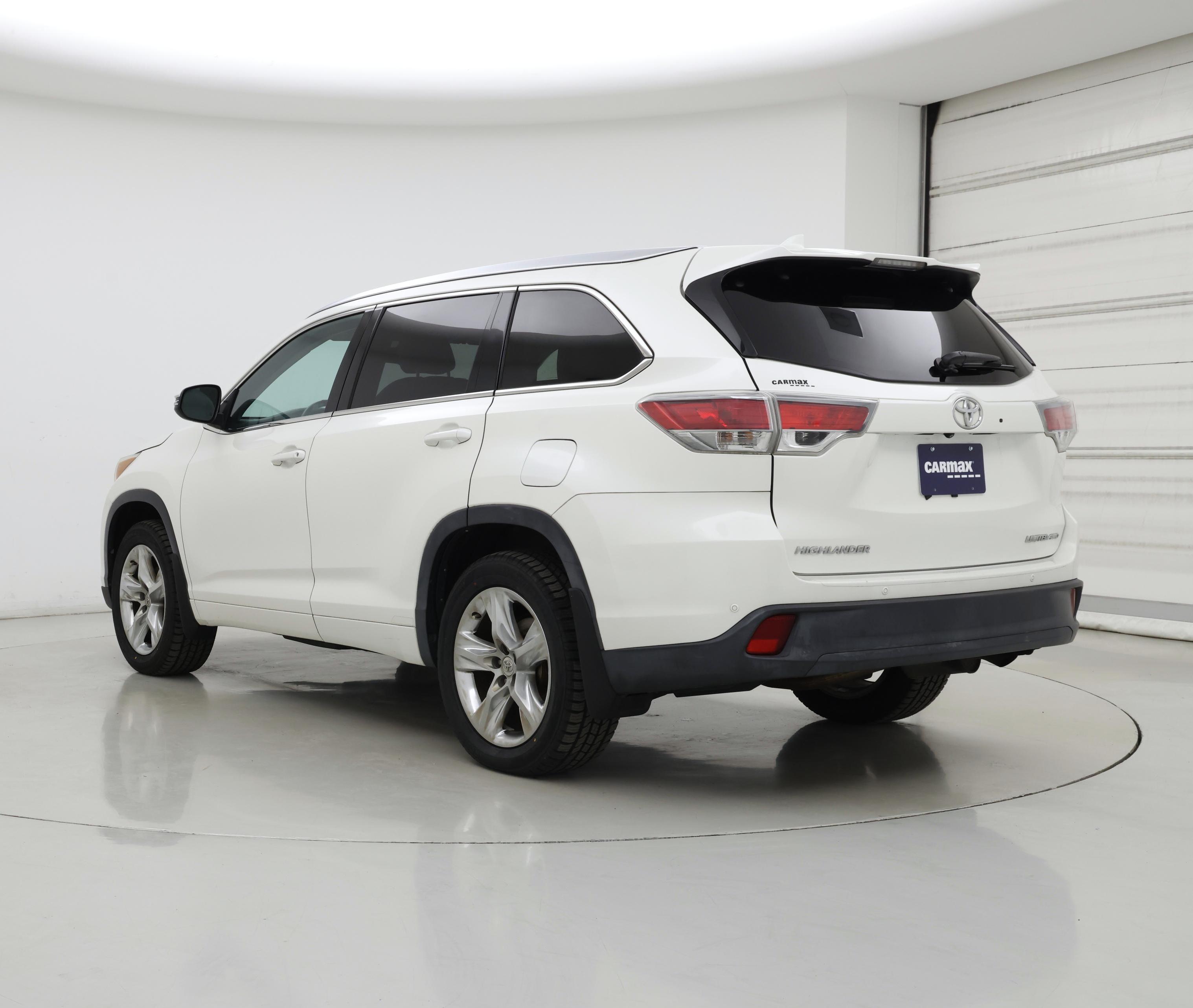Thumbnail: 2014 Toyota Highlander - 2