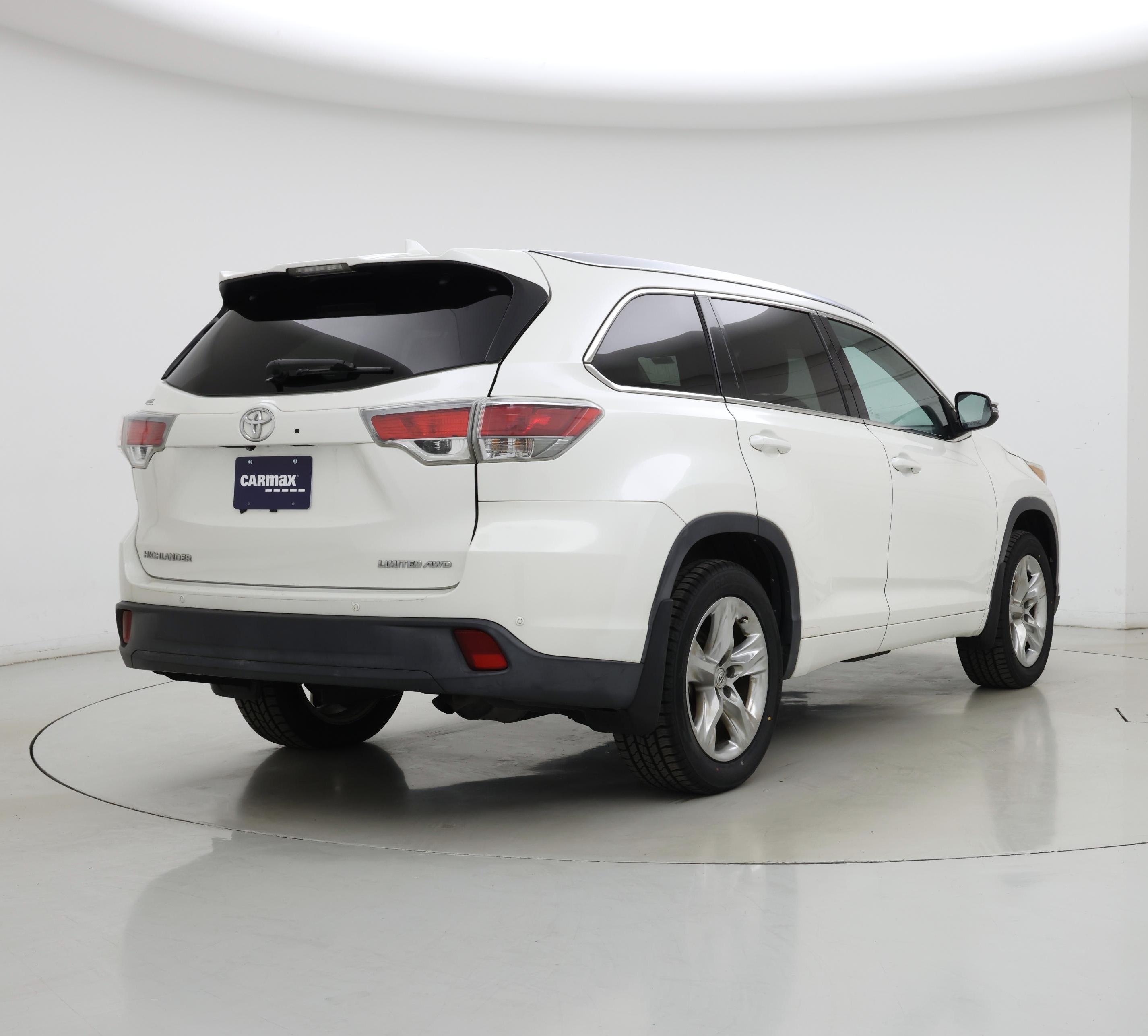 Thumbnail: 2014 Toyota Highlander - 8