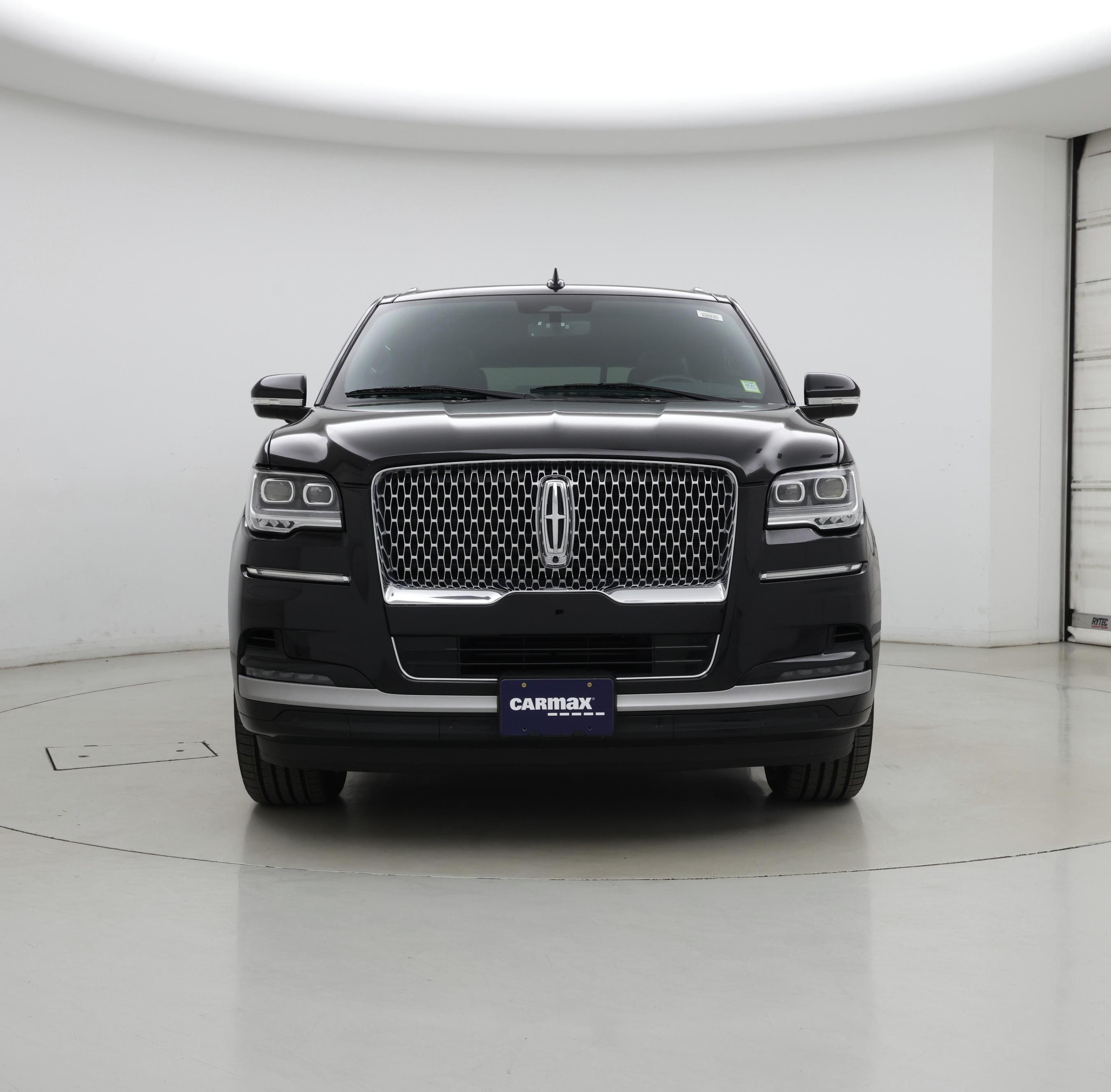 Thumbnail: 2022 Lincoln Navigator - 5