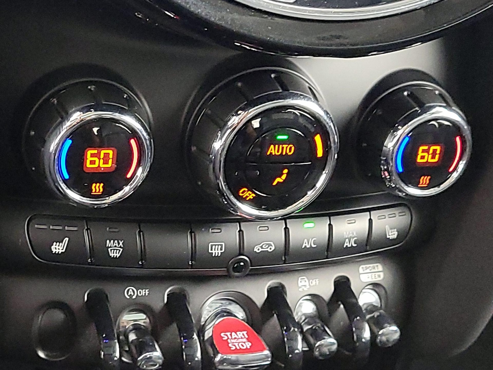 2022 MINI Hardtop 4 Door S - Photo 17