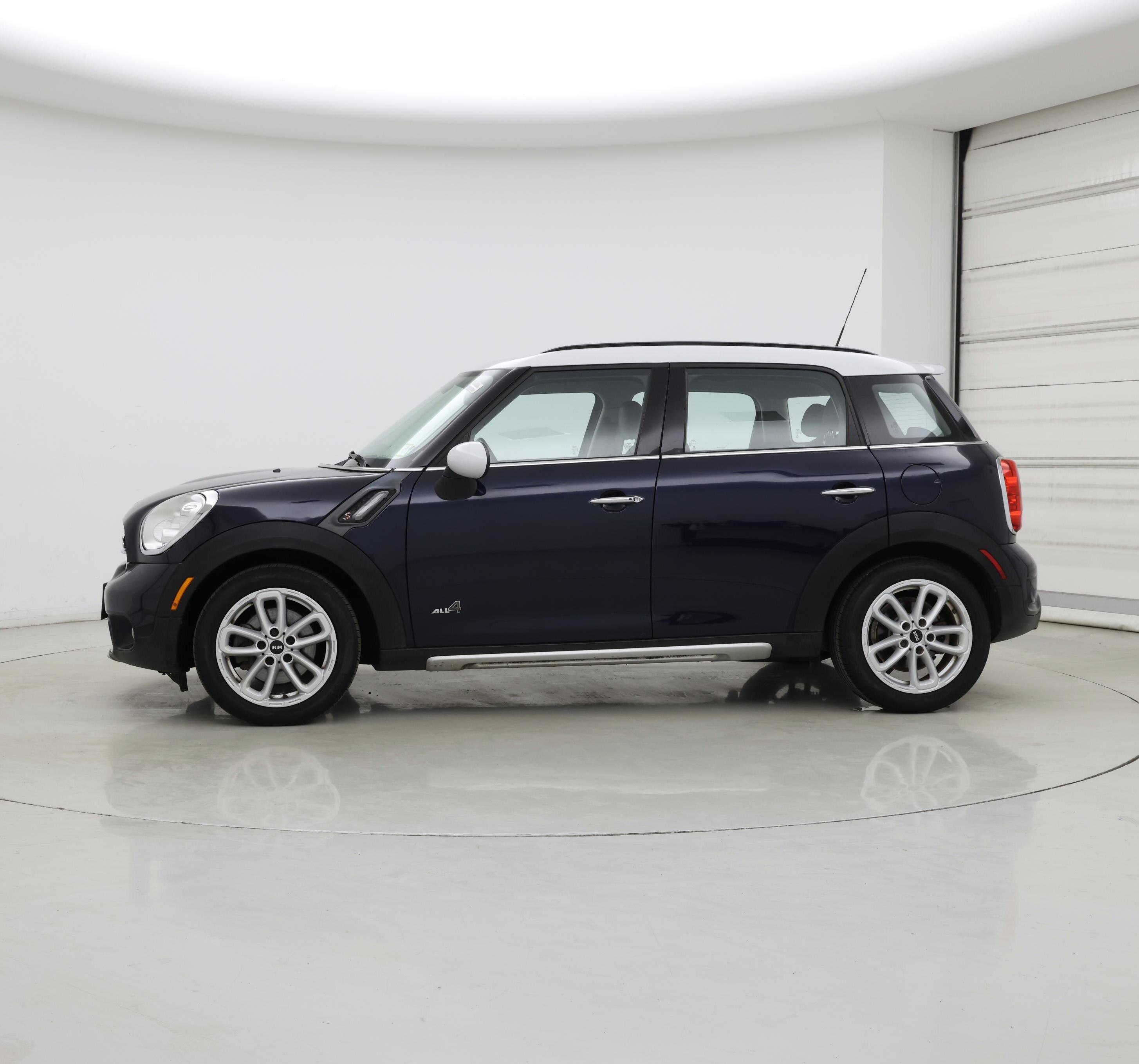 Thumbnail: 2016 MINI Cooper Countryman - 3
