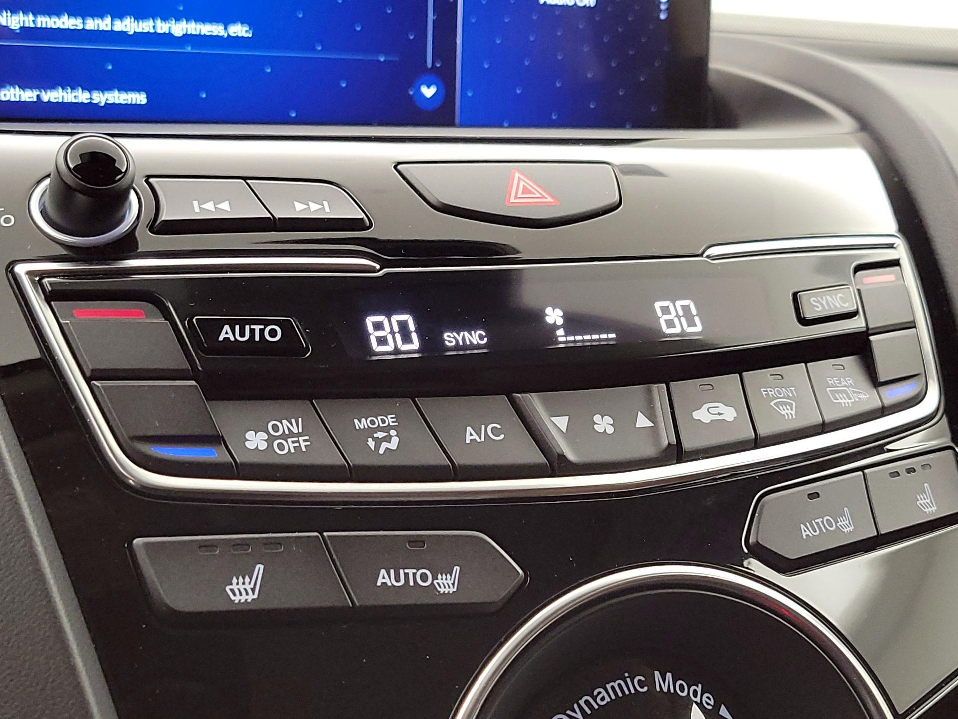 Thumbnail: 2021 Acura RDX - 17