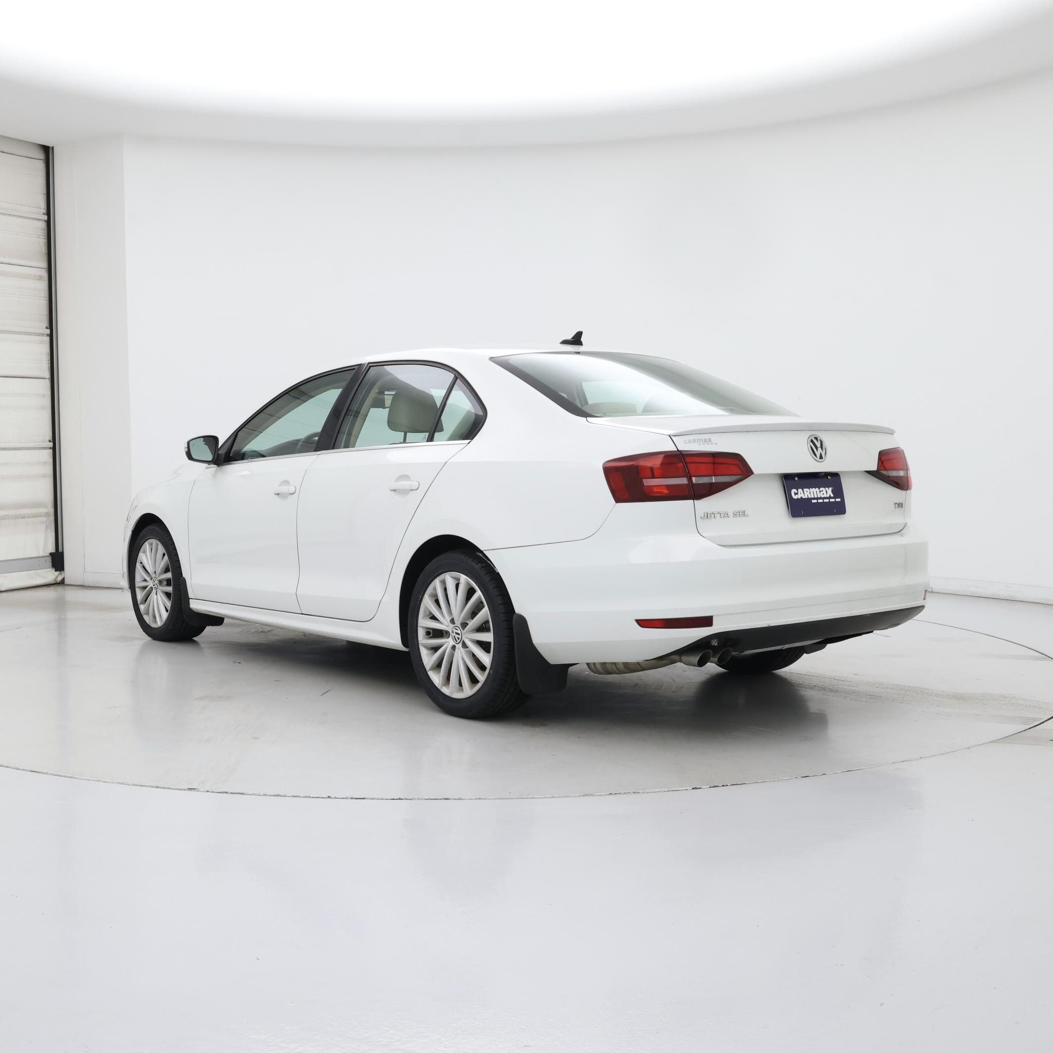 Thumbnail: 2016 Volkswagen Jetta - 2