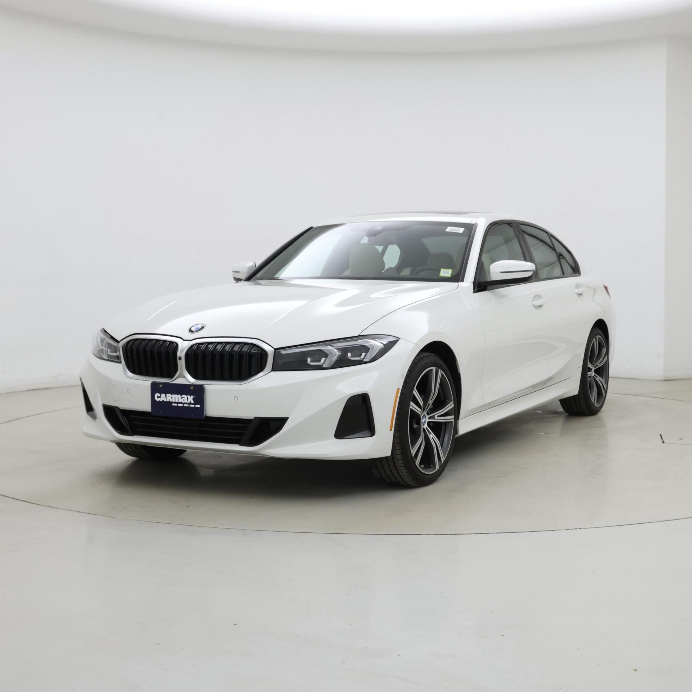 Thumbnail: 2023 BMW 3 Series - 4