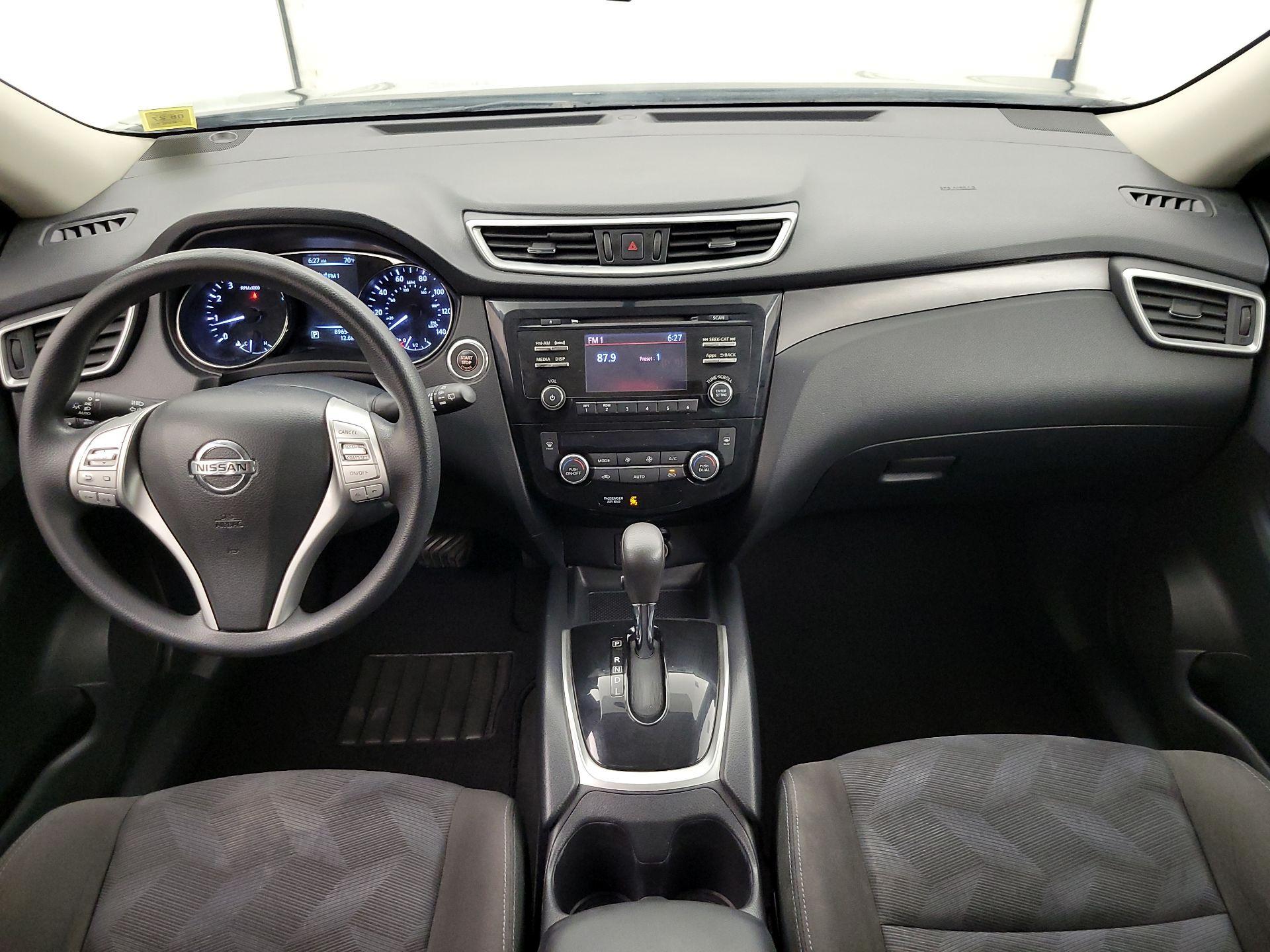 Thumbnail: 2015 Nissan Rogue - 9