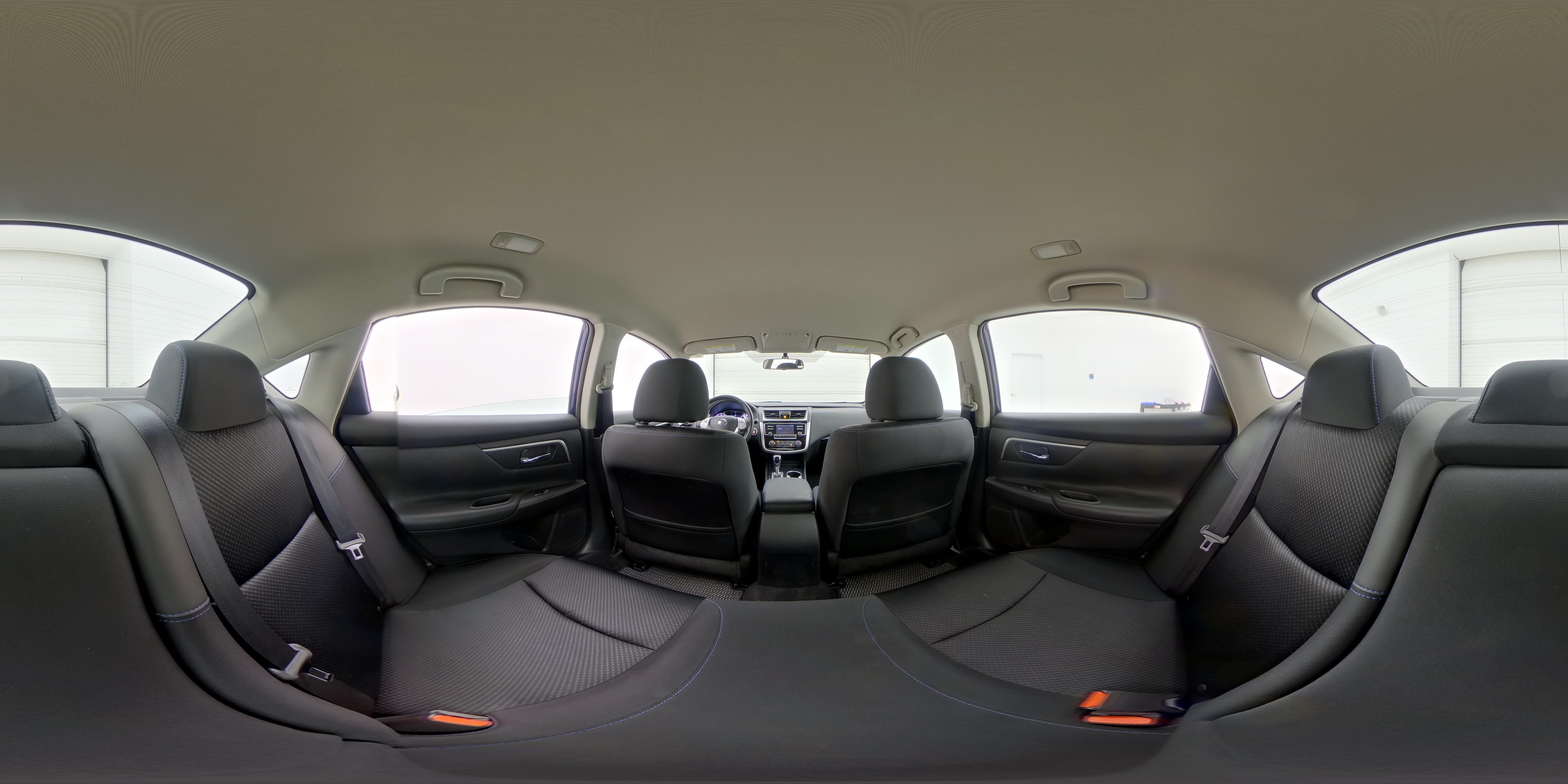 2018 Nissan Altima SR - Photo 25