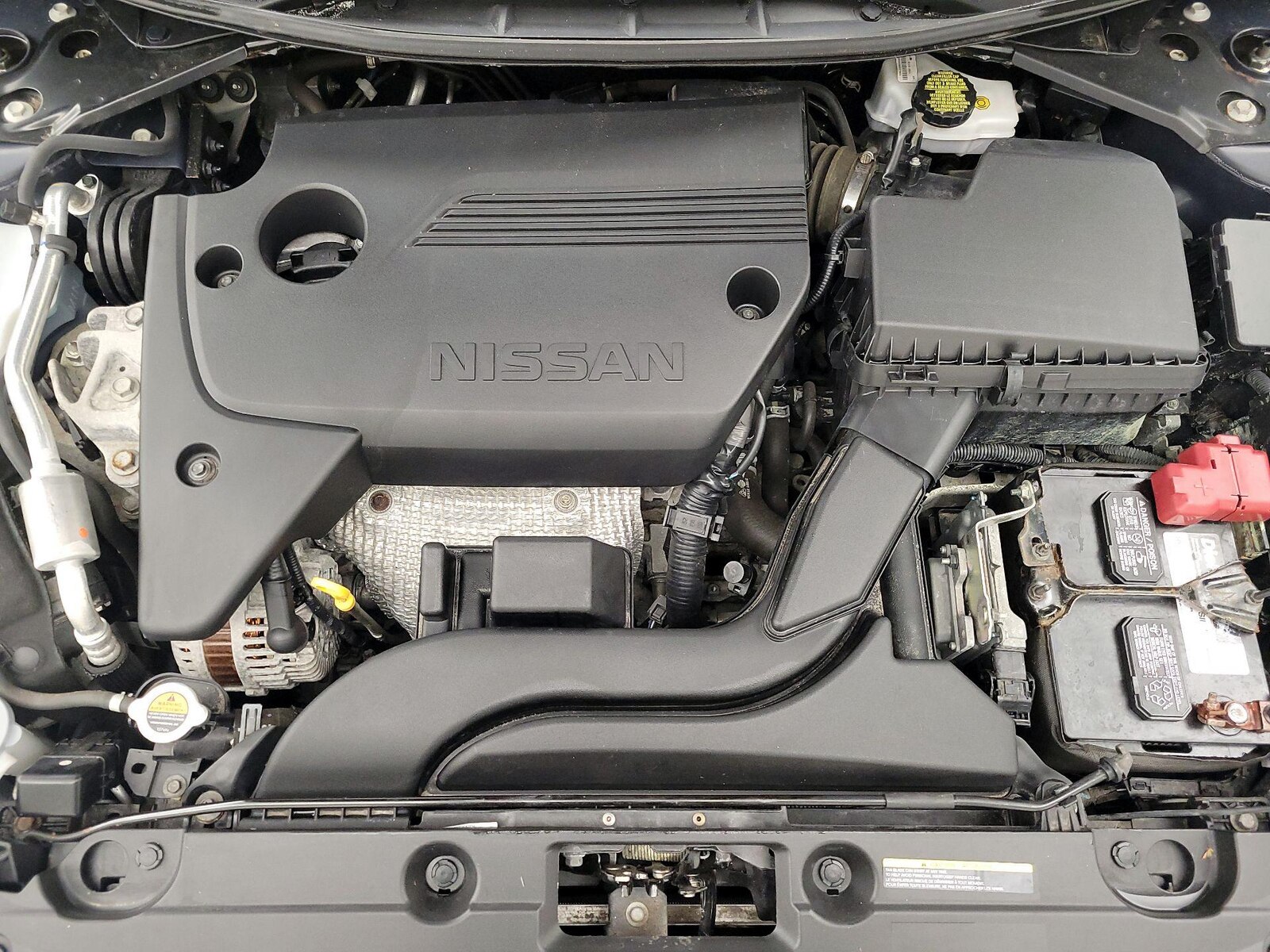 2018 Nissan Altima SR - Photo 22