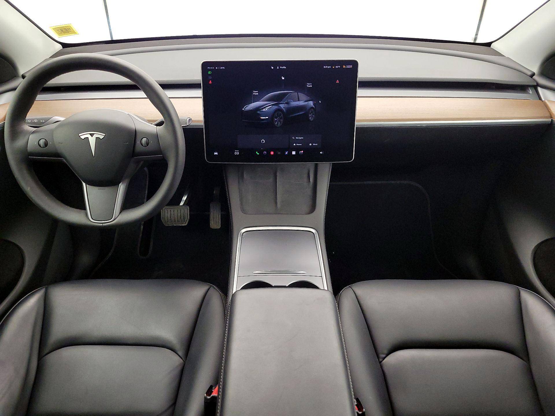 Thumbnail: 2024 Tesla Model Y - 9