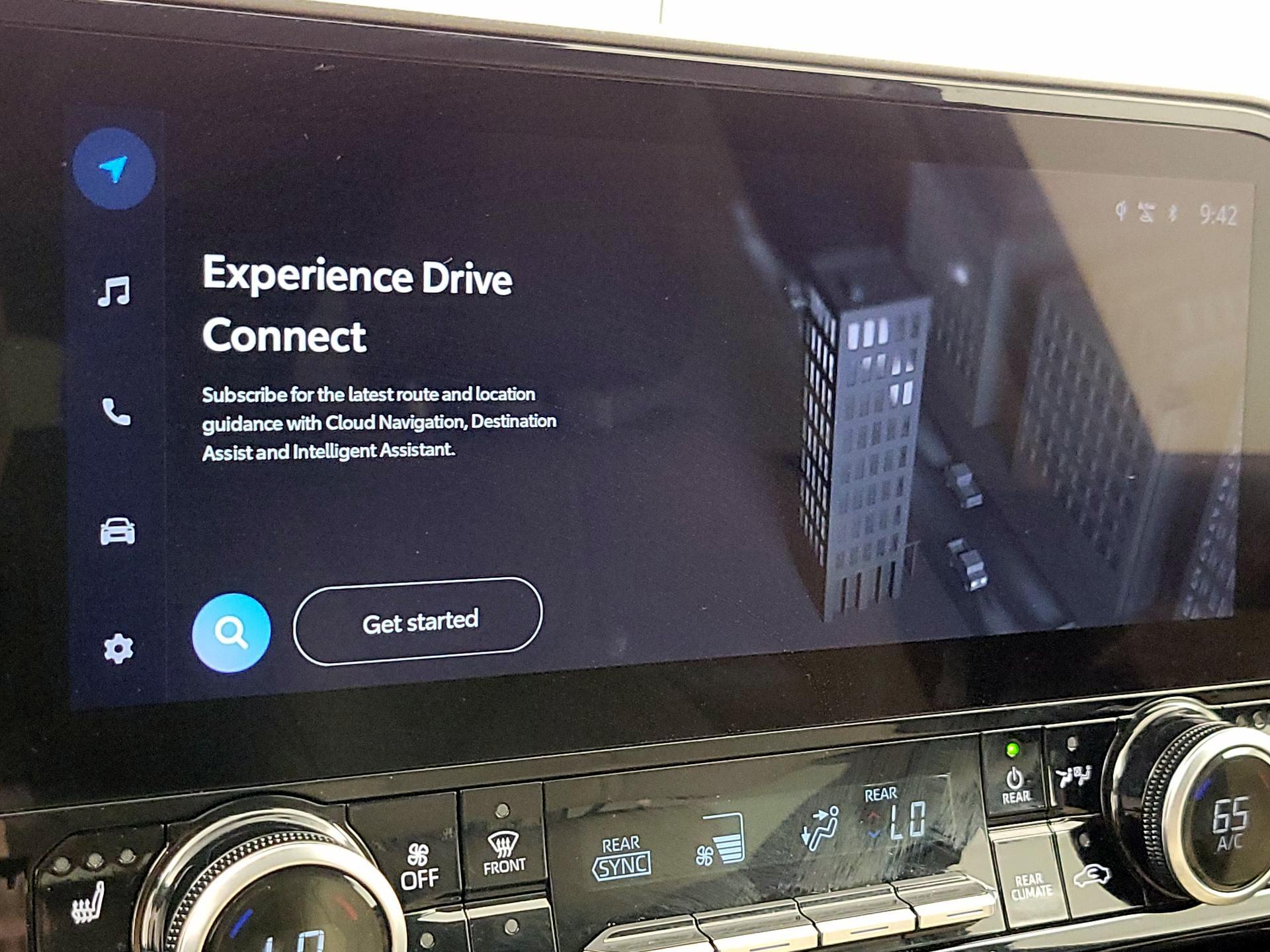 Thumbnail: 2023 Toyota Highlander - 14